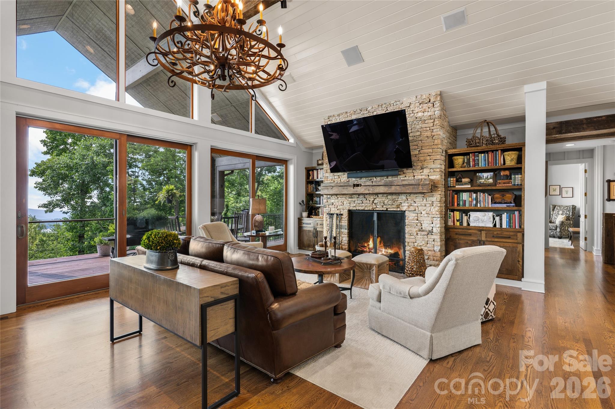 100 Meadow Ridge Drive — Lake Toxaway