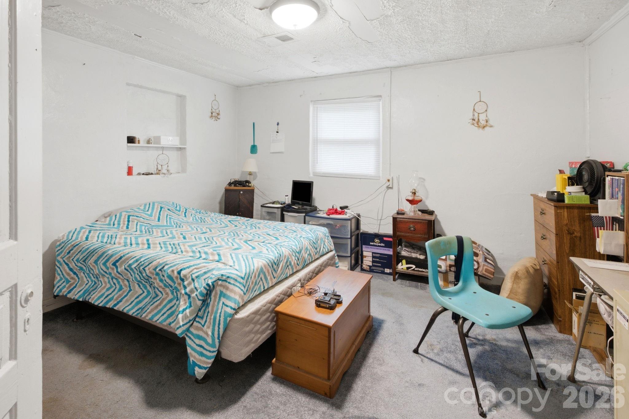 3948 Main Avenue Drive NW — Hickory