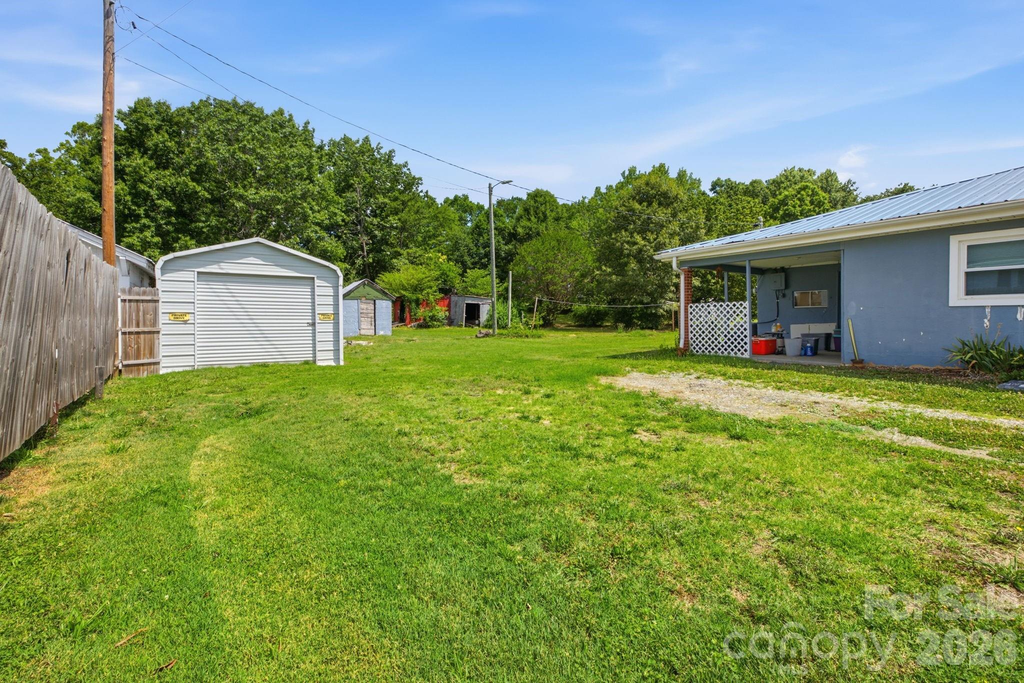 3948 Main Avenue Drive NW — Hickory