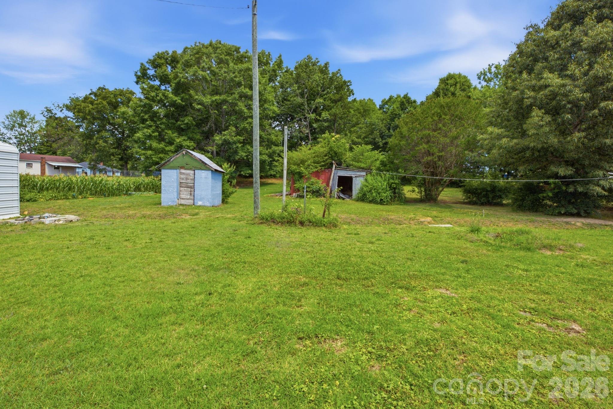 3948 Main Avenue Drive NW — Hickory