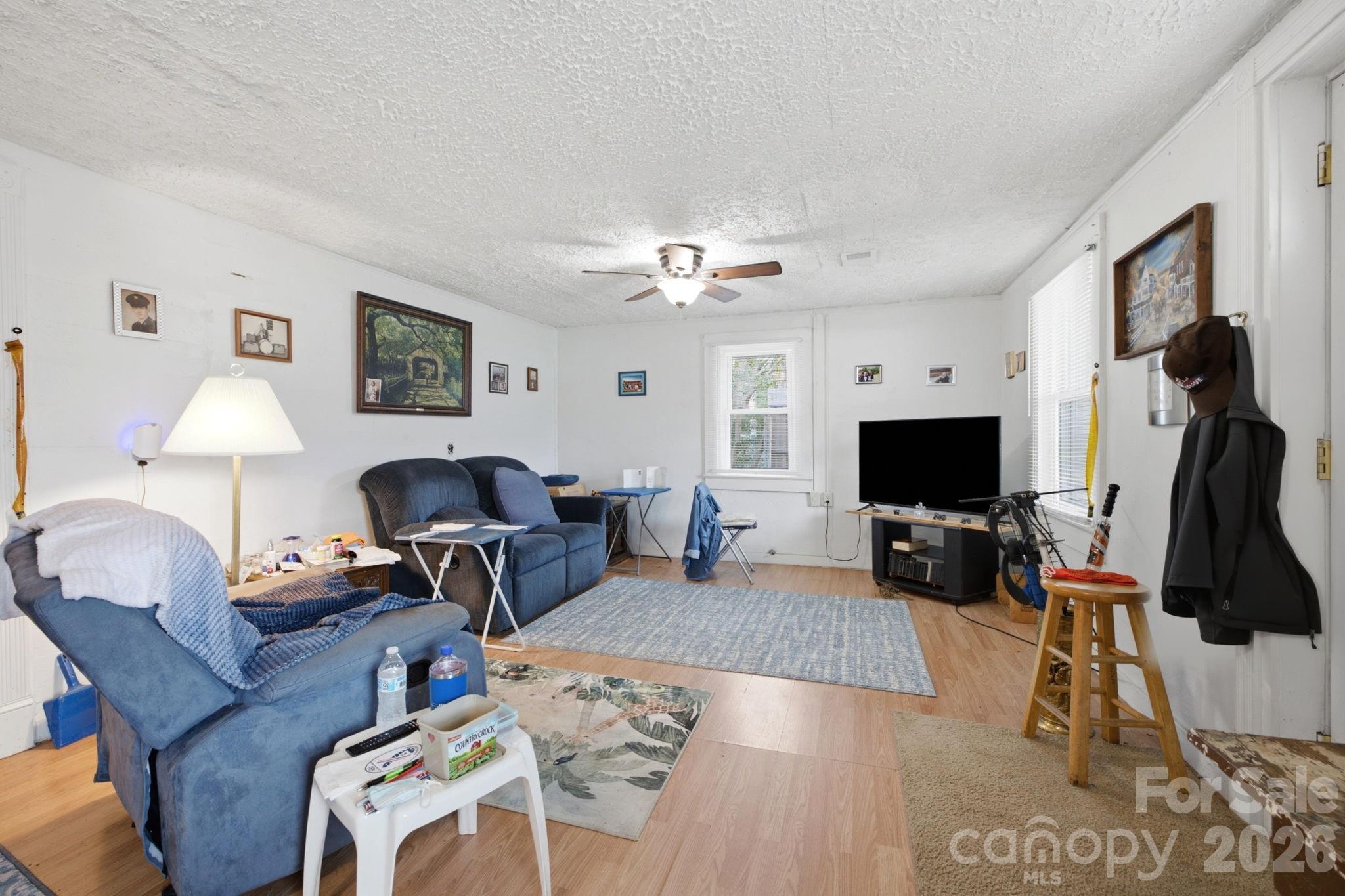 3948 Main Avenue Drive NW — Hickory