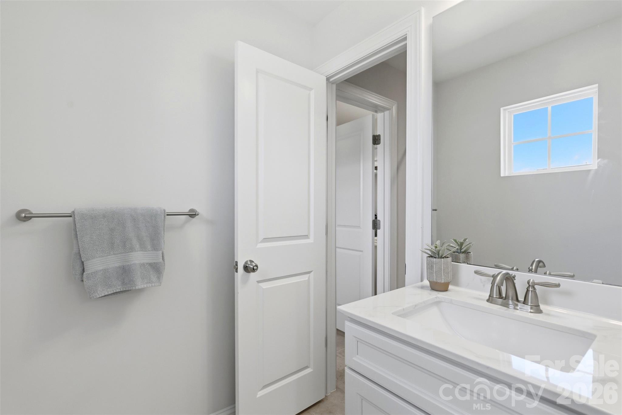 1092 Baldwin Drive — Lancaster