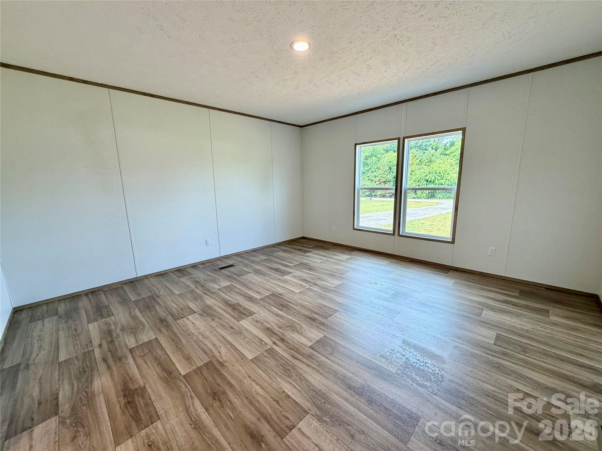 146 Con Lee Drive — Olin