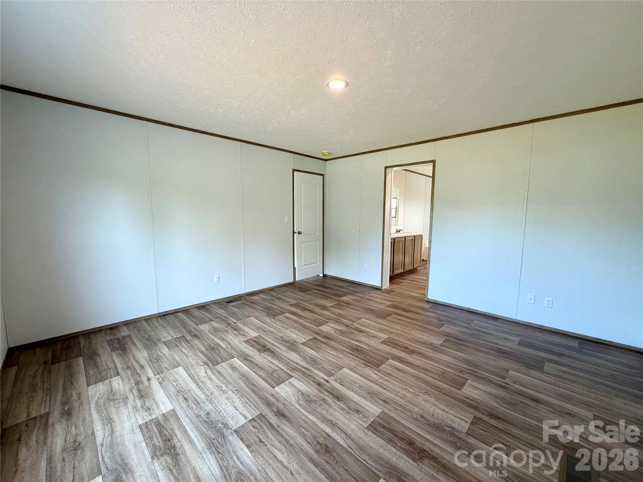 146 Con Lee Drive — Olin