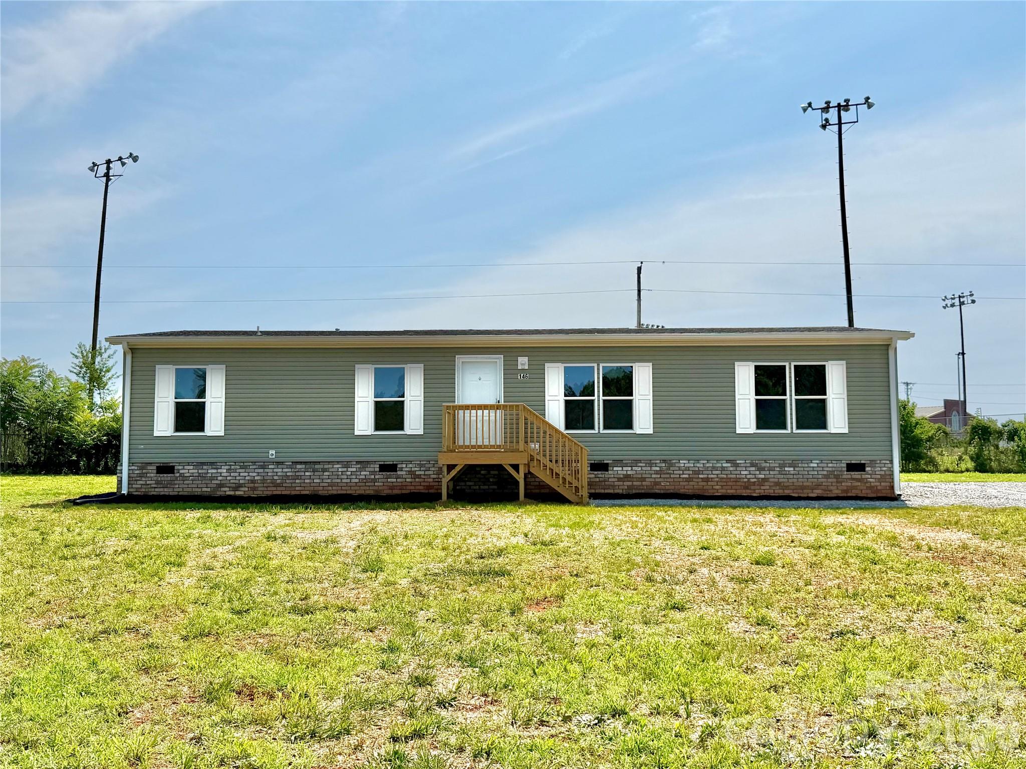 146 Con Lee Drive — Olin