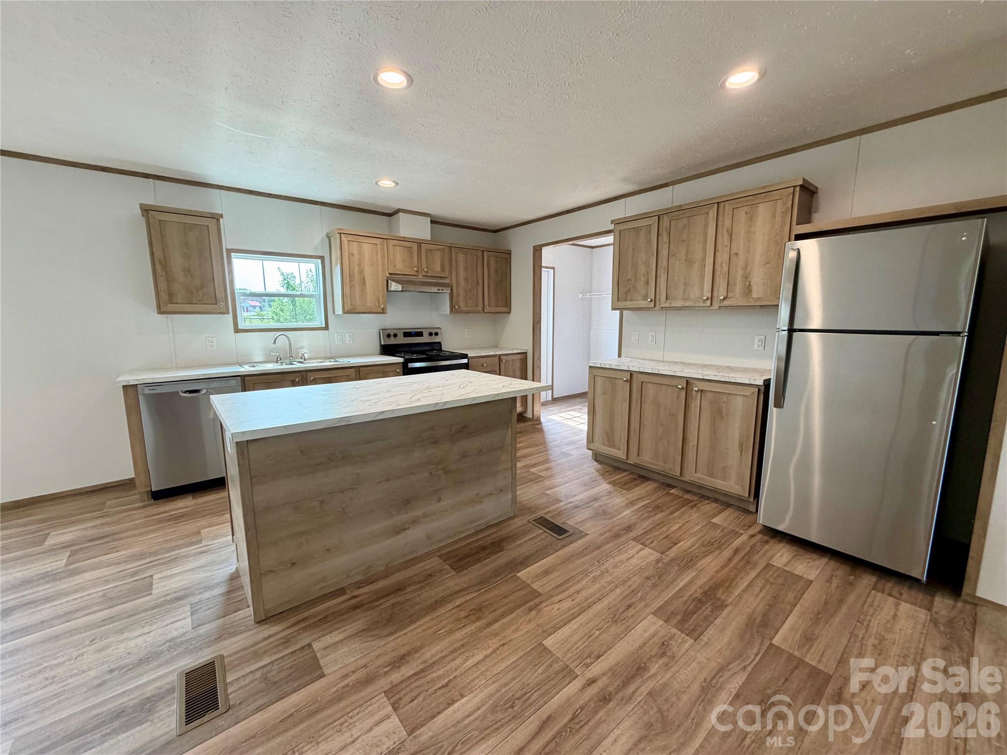 146 Con Lee Drive — Olin