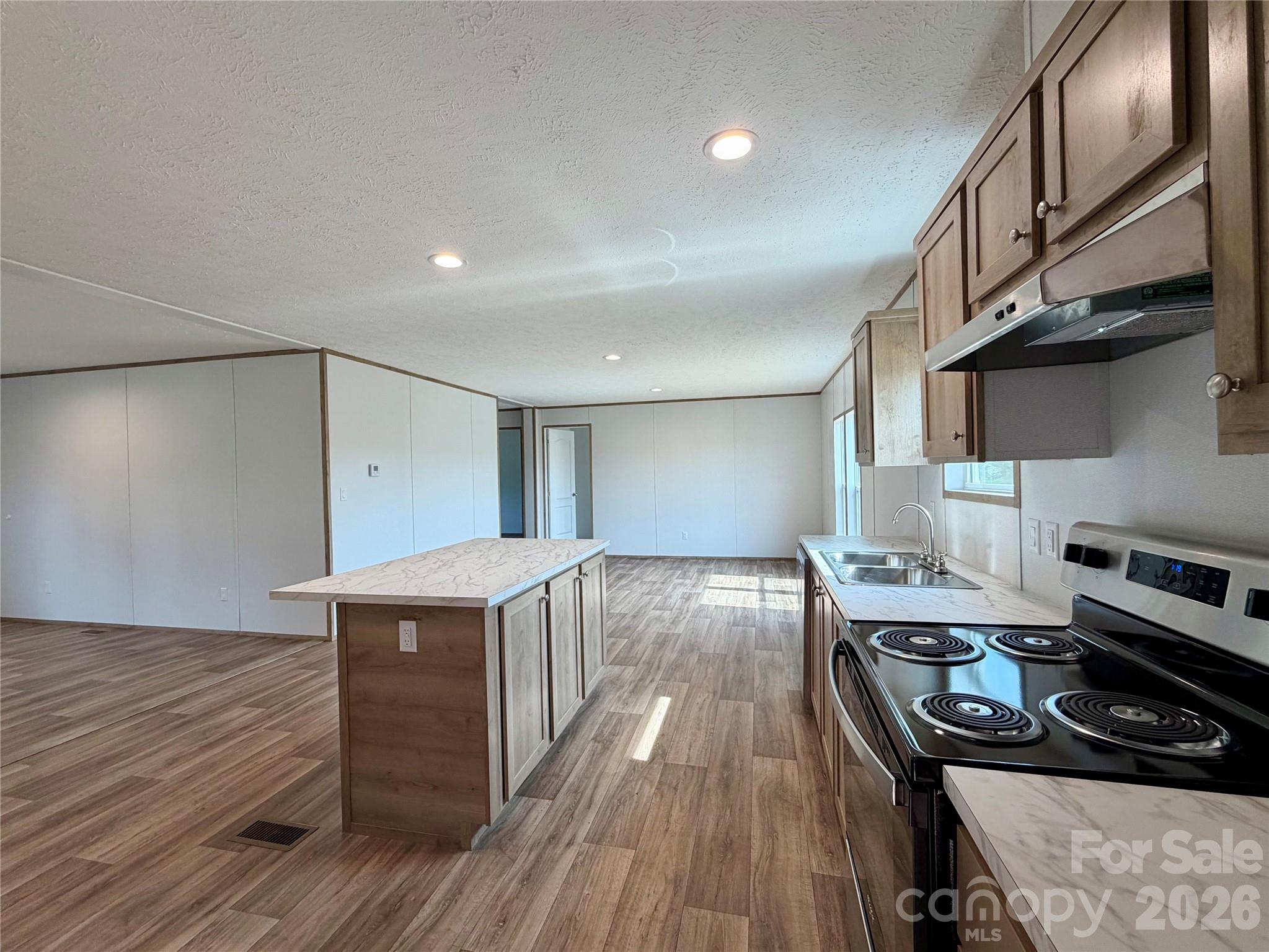 146 Con Lee Drive — Olin