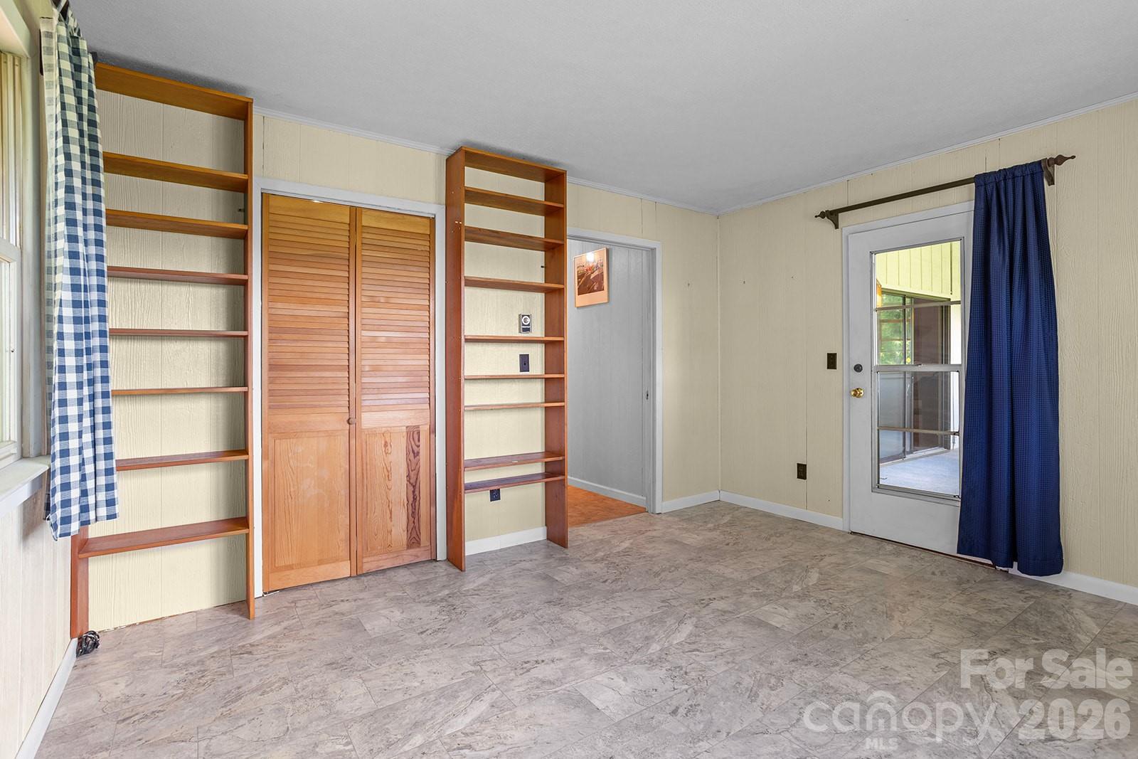 376 Stoney Brook Road — Penrose