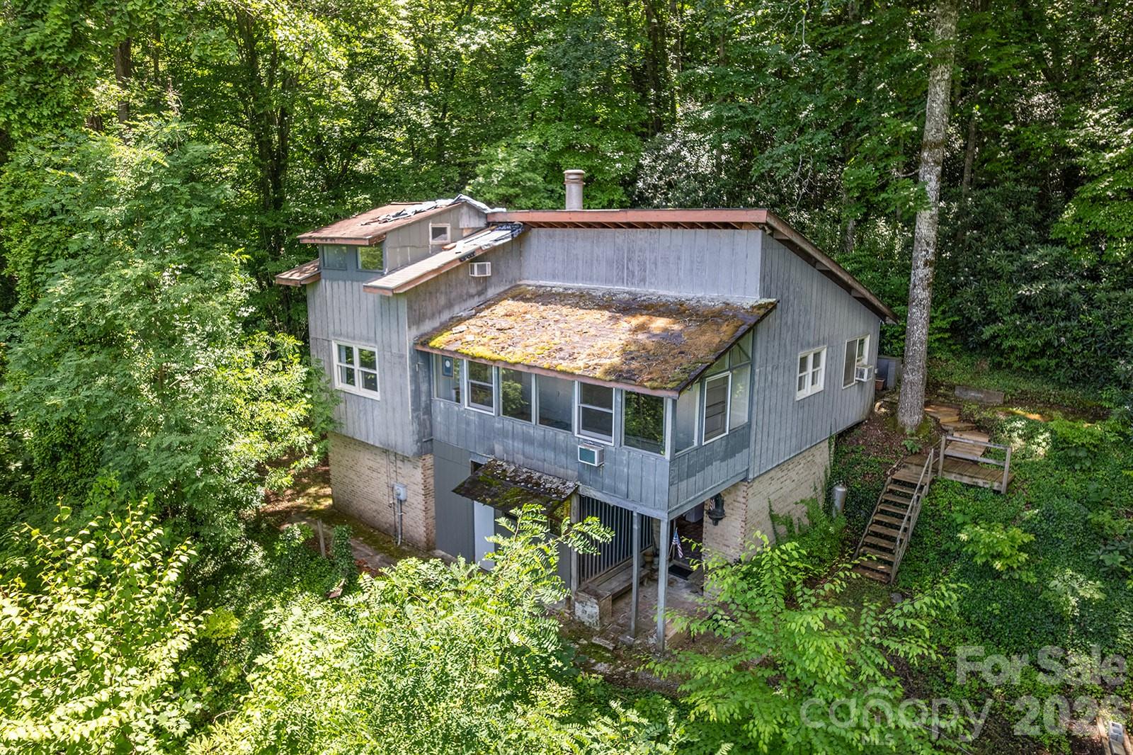 376 Stoney Brook Road — Penrose