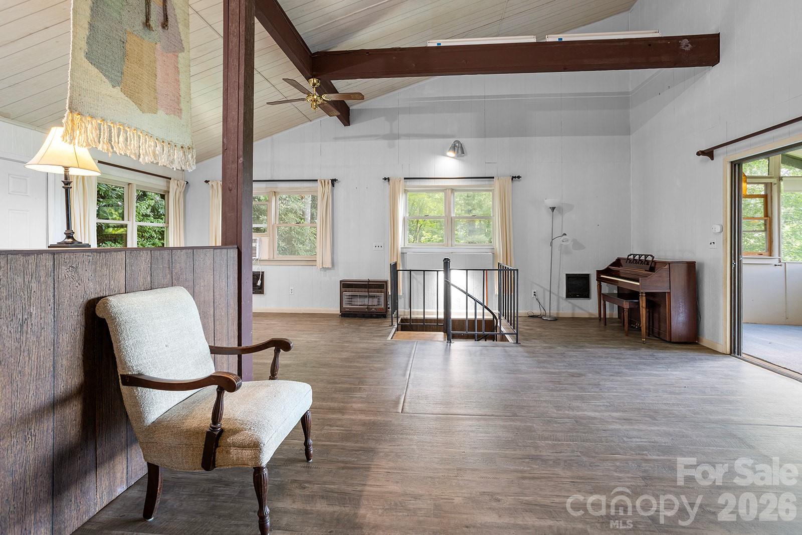 376 Stoney Brook Road — Penrose