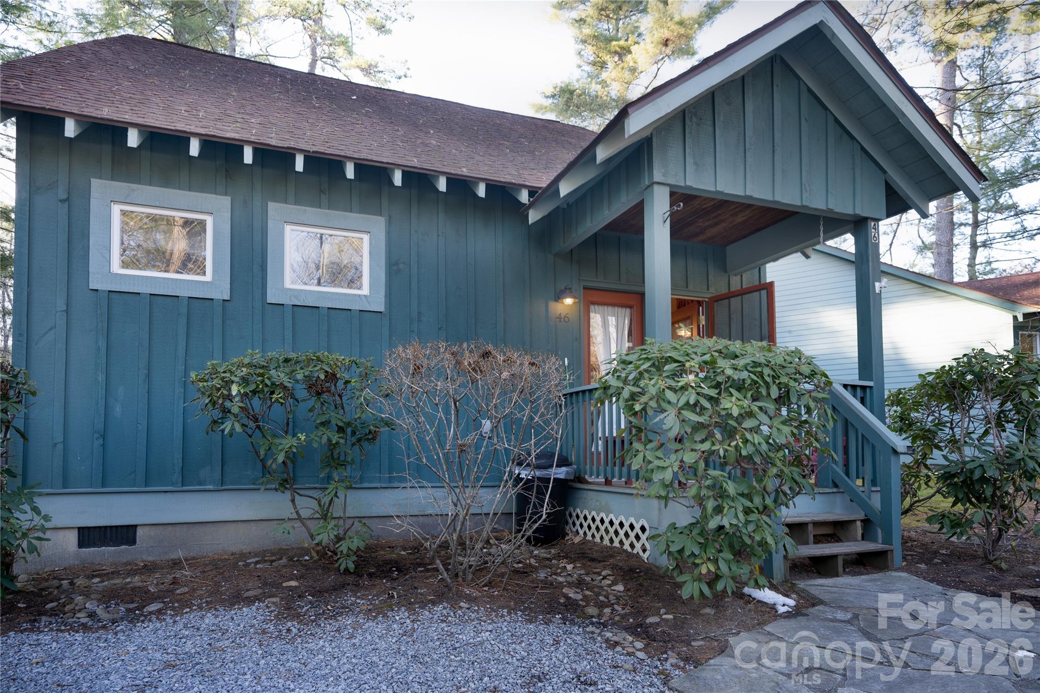 46 Rhett Drive — Flat Rock