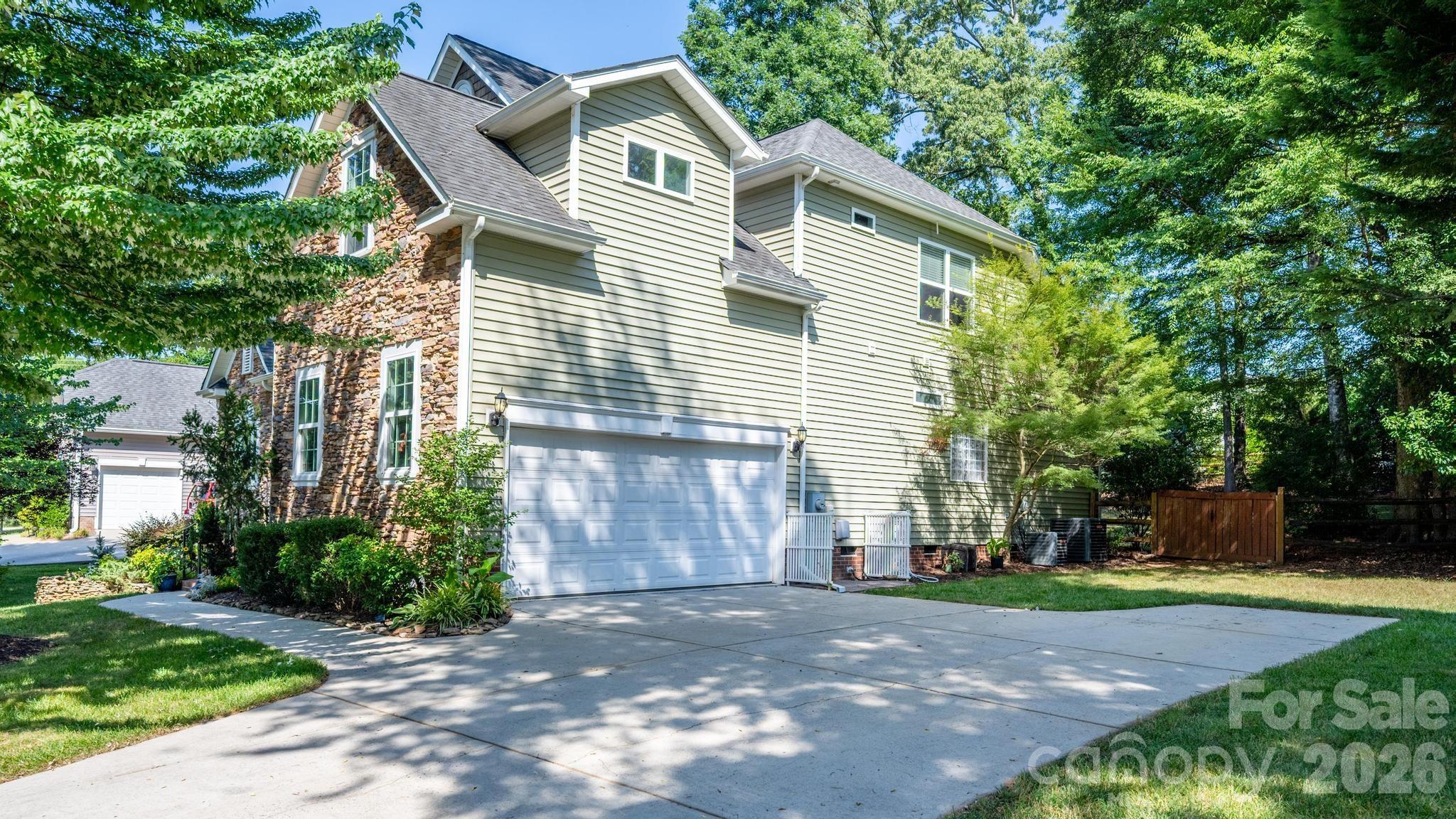 7933 Sally Clark Drive — Denver