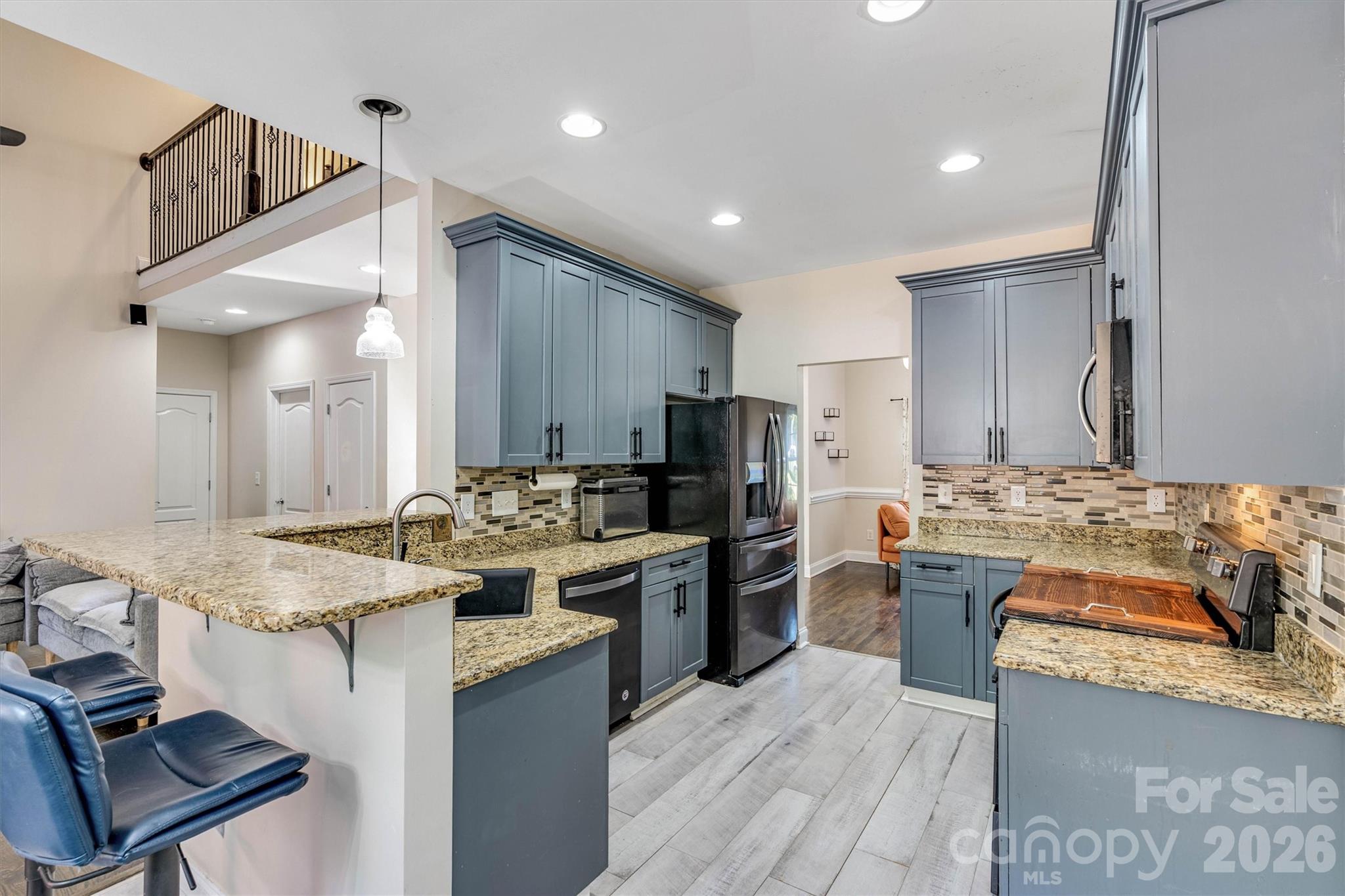 1915 Lynmore Drive — Sherrills Ford
