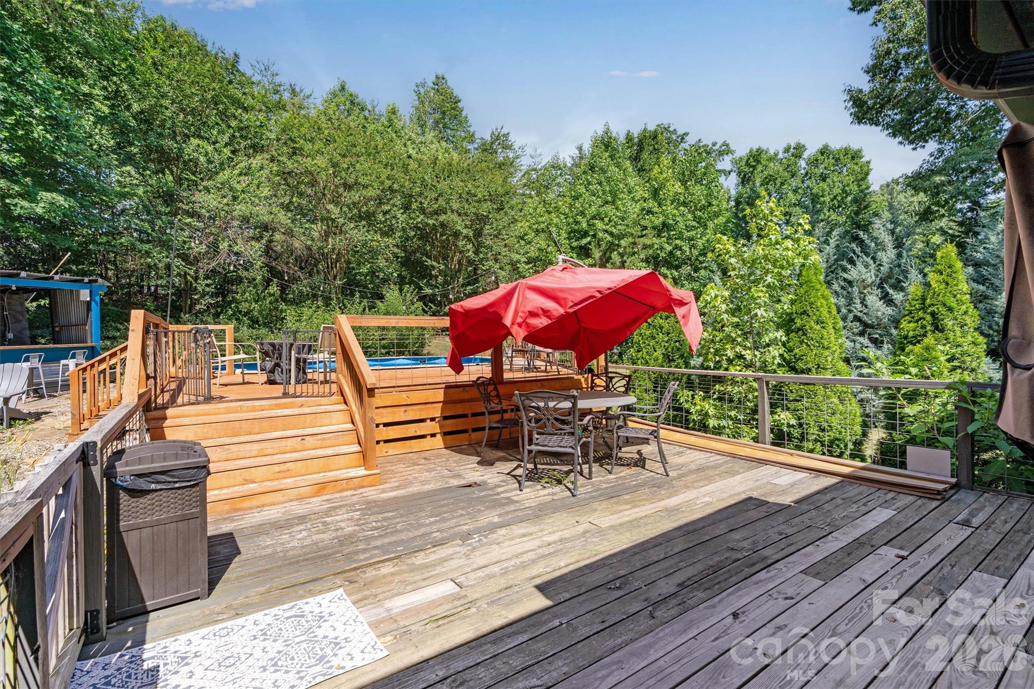 1915 Lynmore Drive — Sherrills Ford