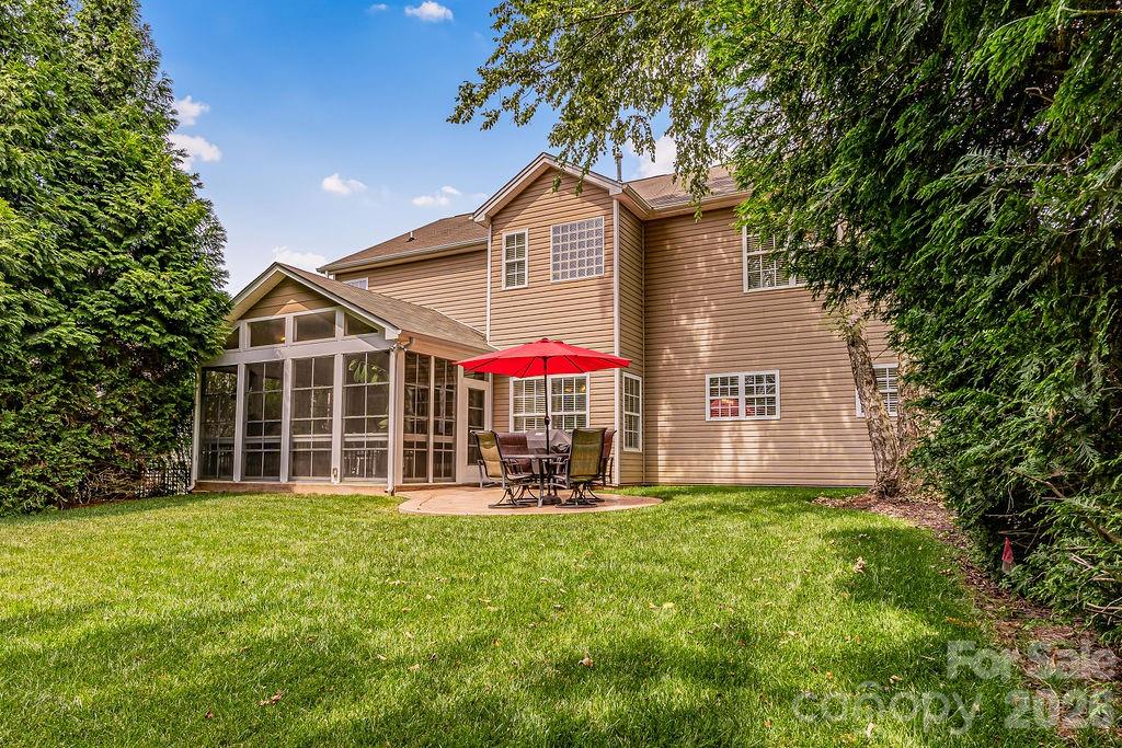 13731 Daltrey Lane — Charlotte