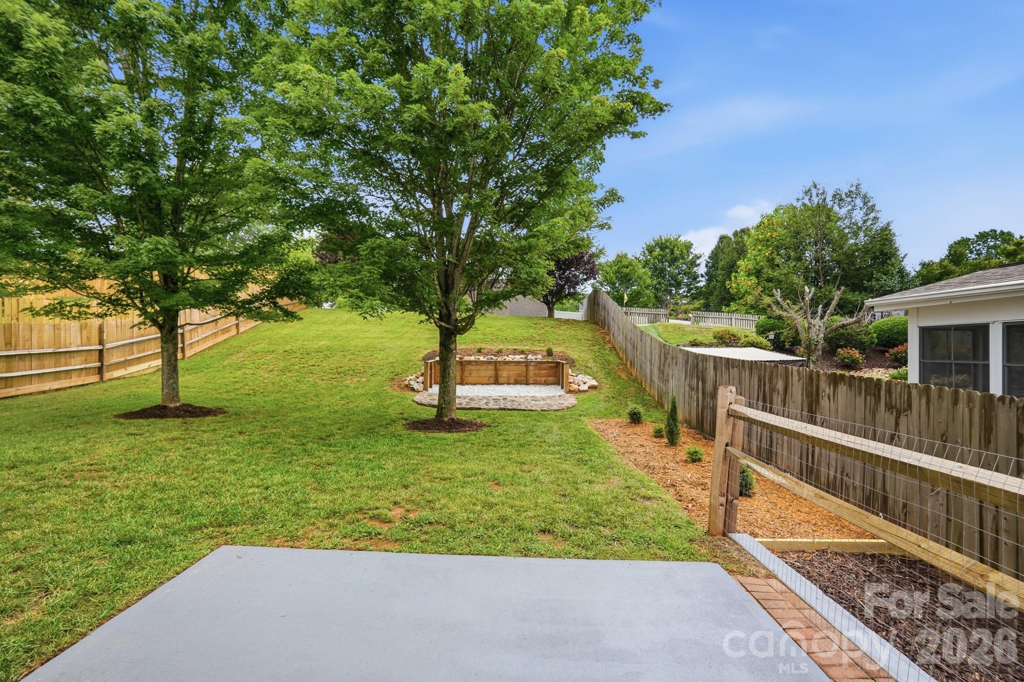 125 Morrocroft Lane — Mooresville