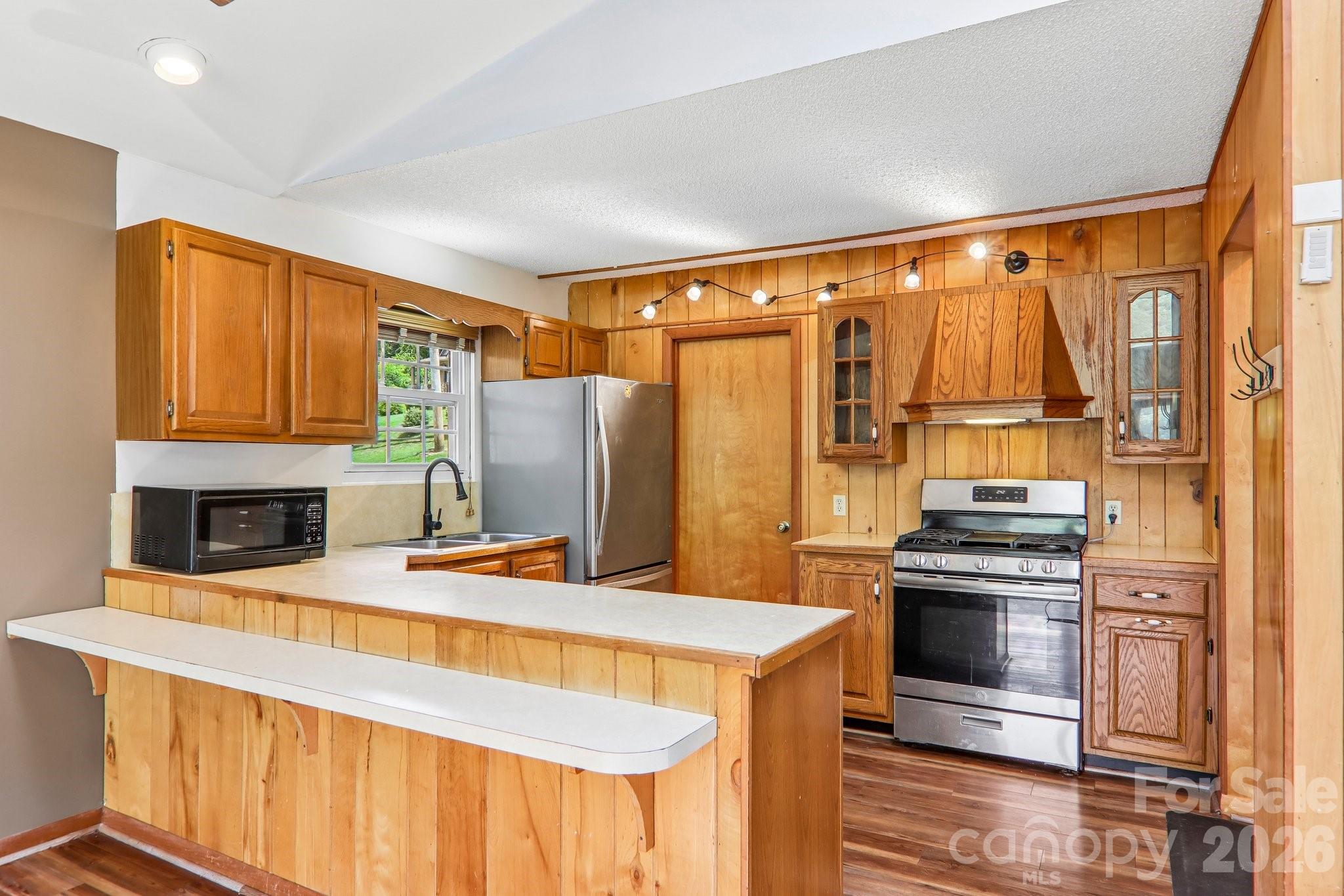 200 Holley Lane — Maggie Valley