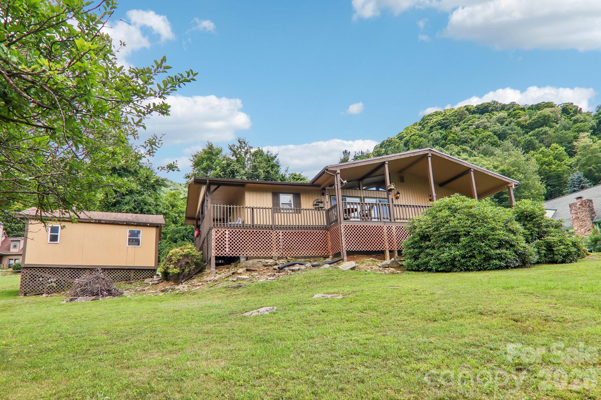 200 Holley Lane — Maggie Valley