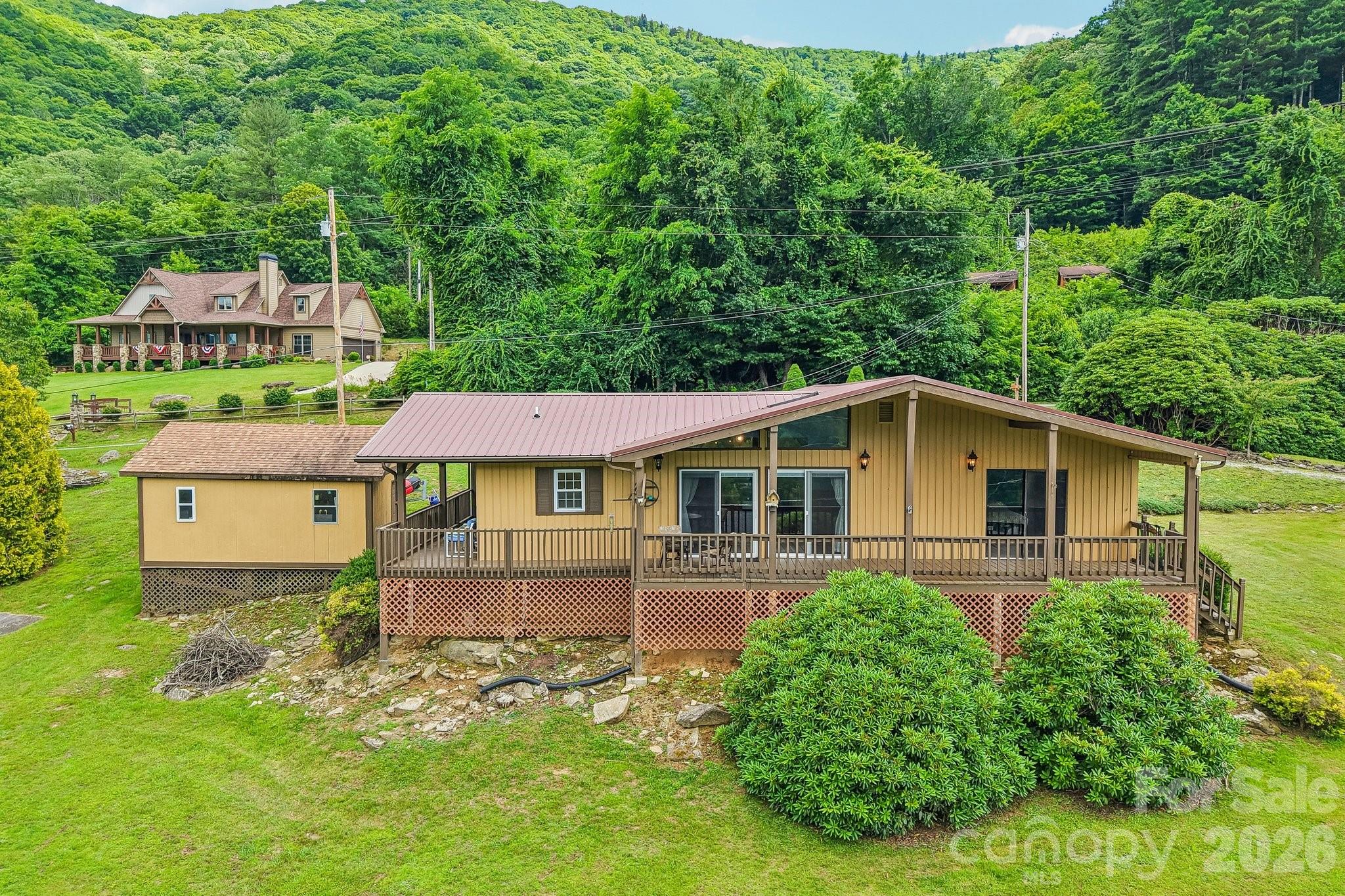 200 Holley Lane — Maggie Valley