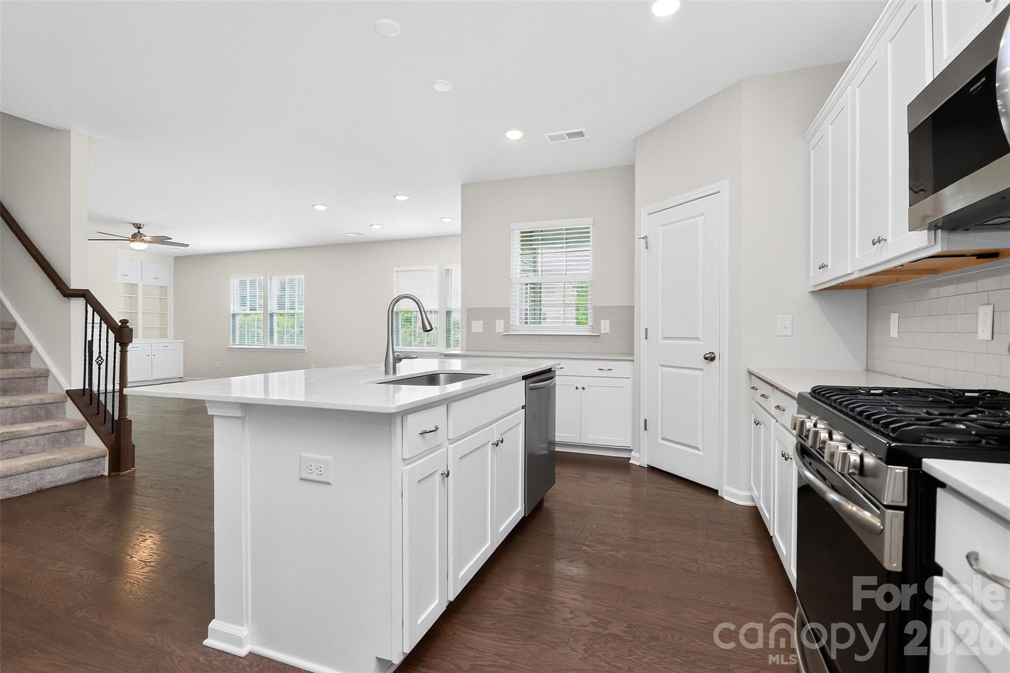 17504 Terryglass Lane — Charlotte