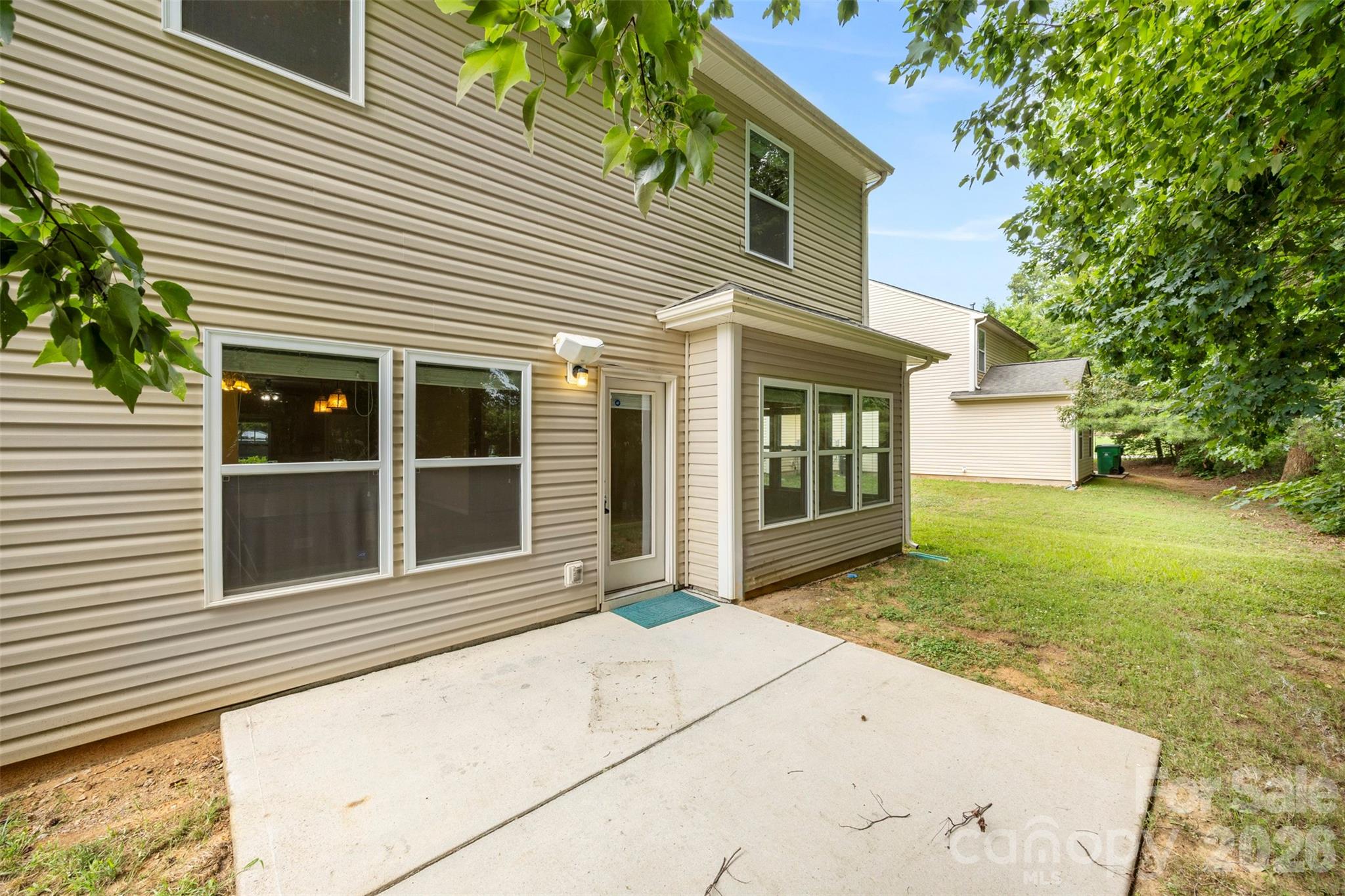 1831 Yaupon Road — Charlotte