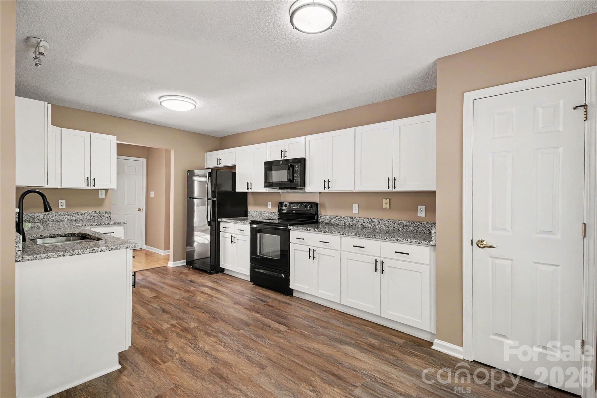 3786 Sedgewick Street SW — Concord