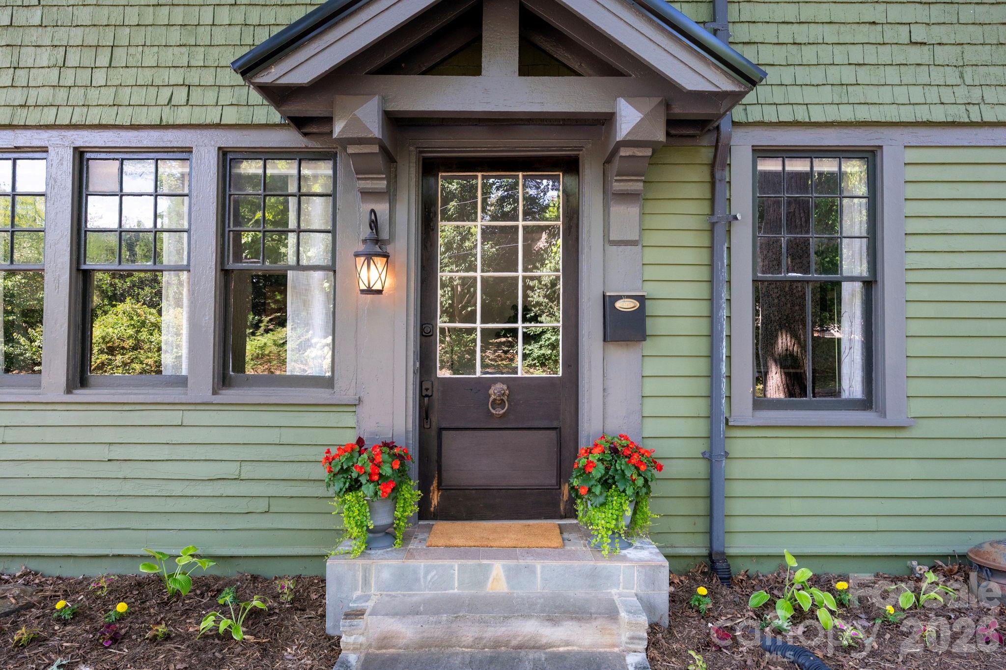 11 Cullowhee Street — Asheville