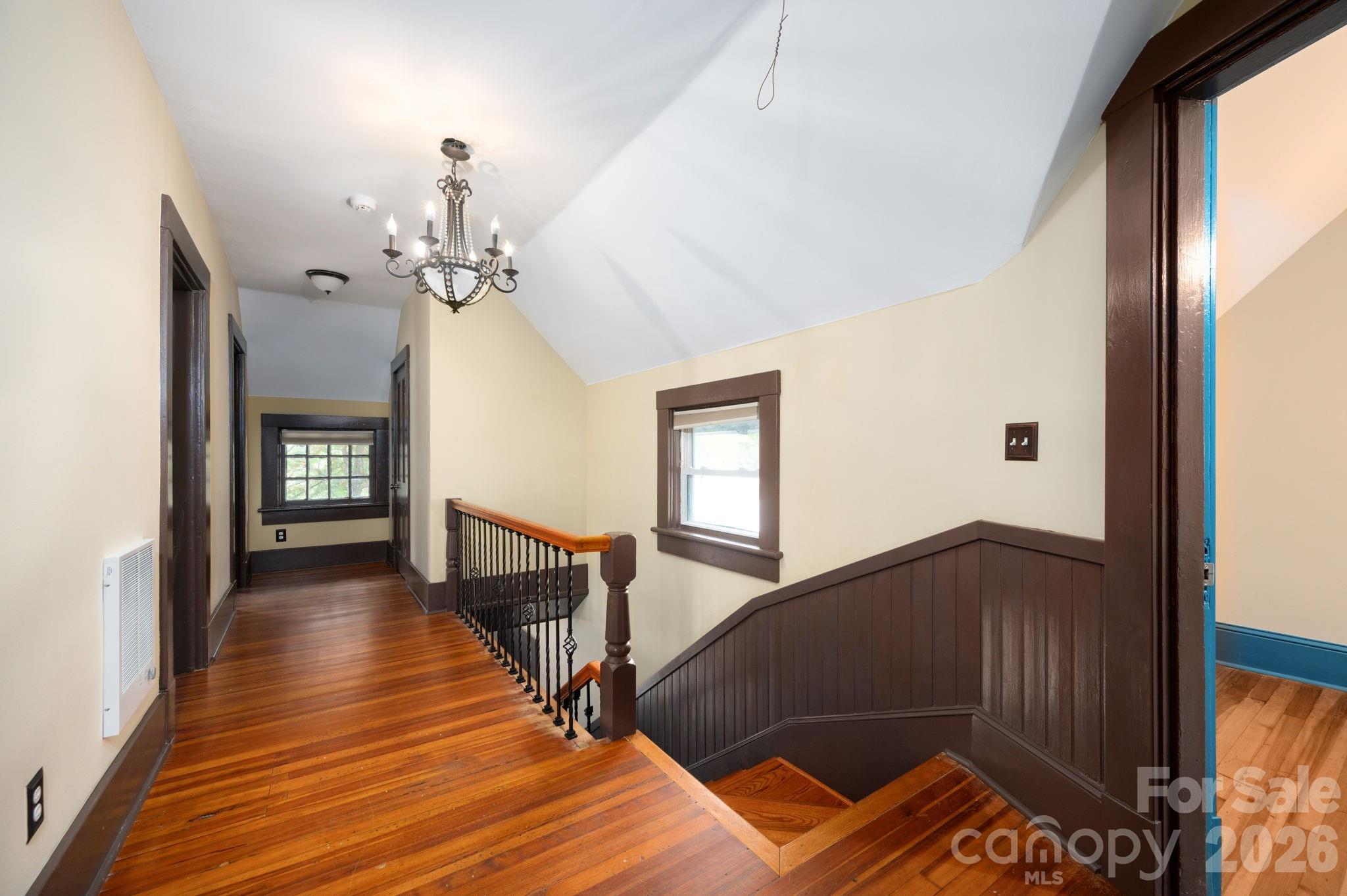 11 Cullowhee Street — Asheville