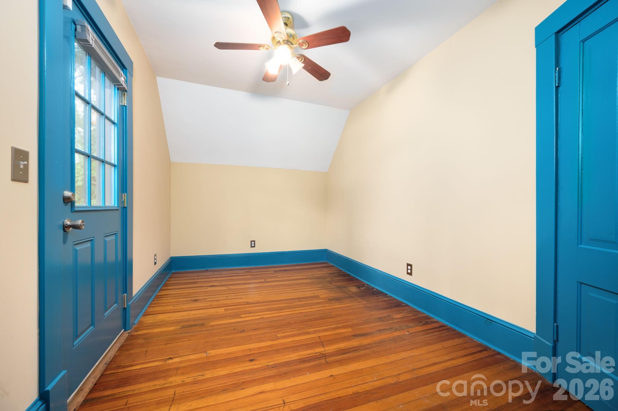11 Cullowhee Street — Asheville