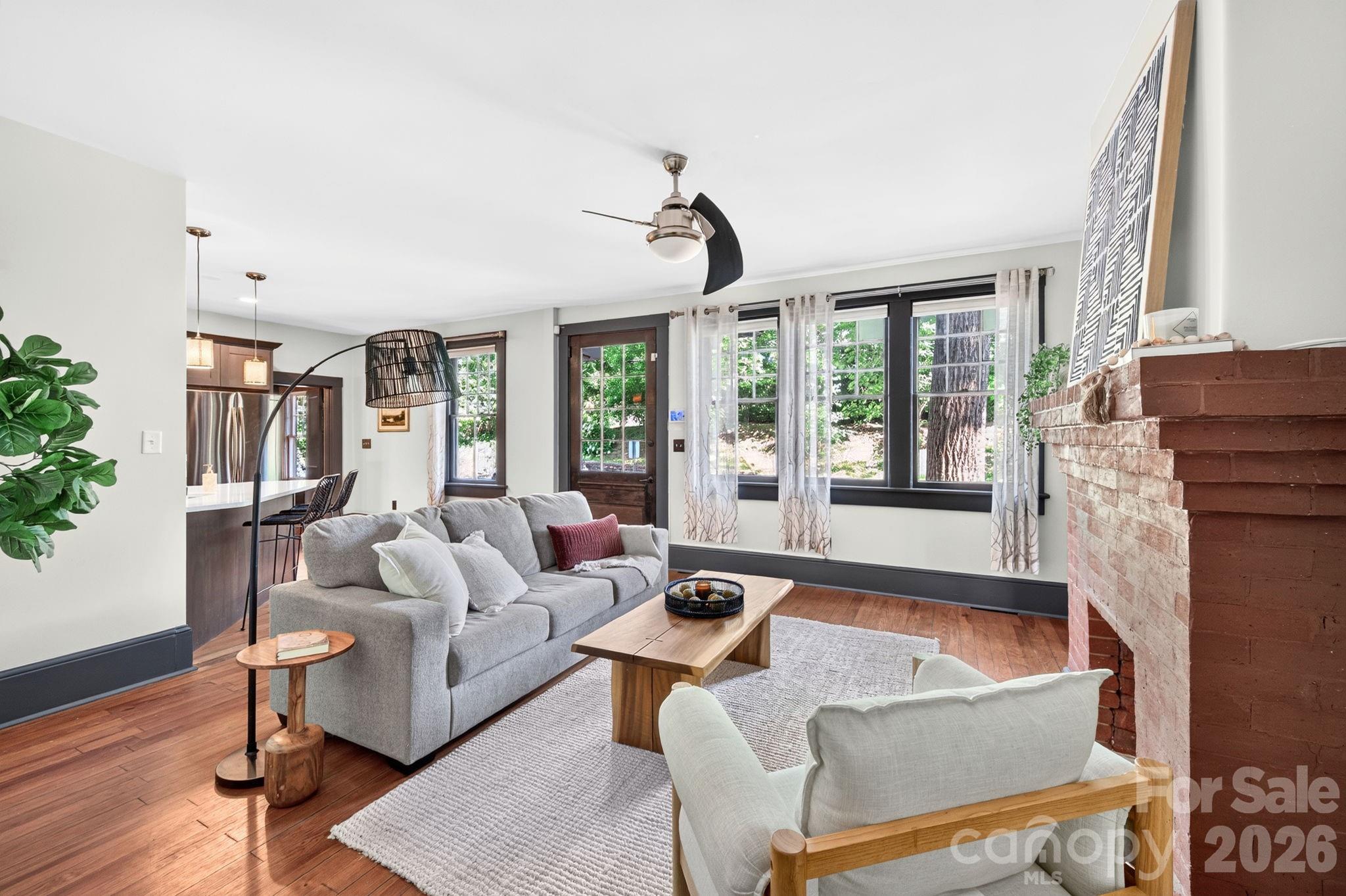 11 Cullowhee Street — Asheville