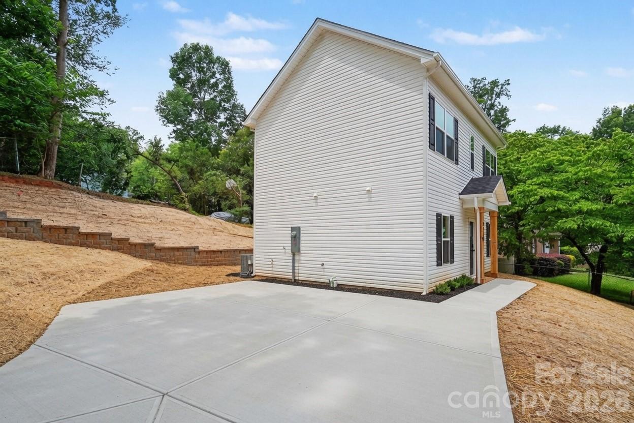 327 Whispering Pines Drive — Charlotte
