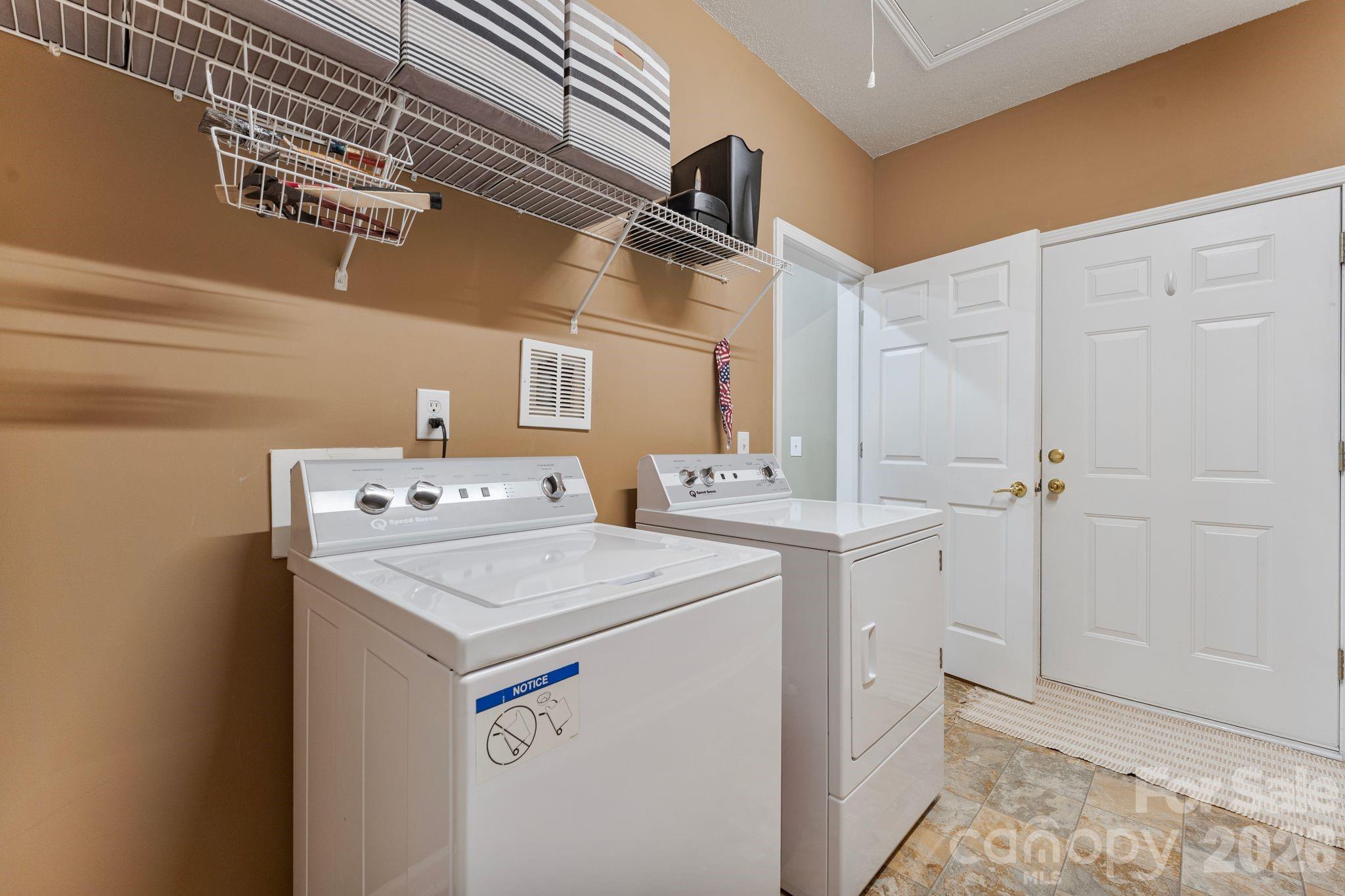 16627 Timber Crossing Road — Charlotte