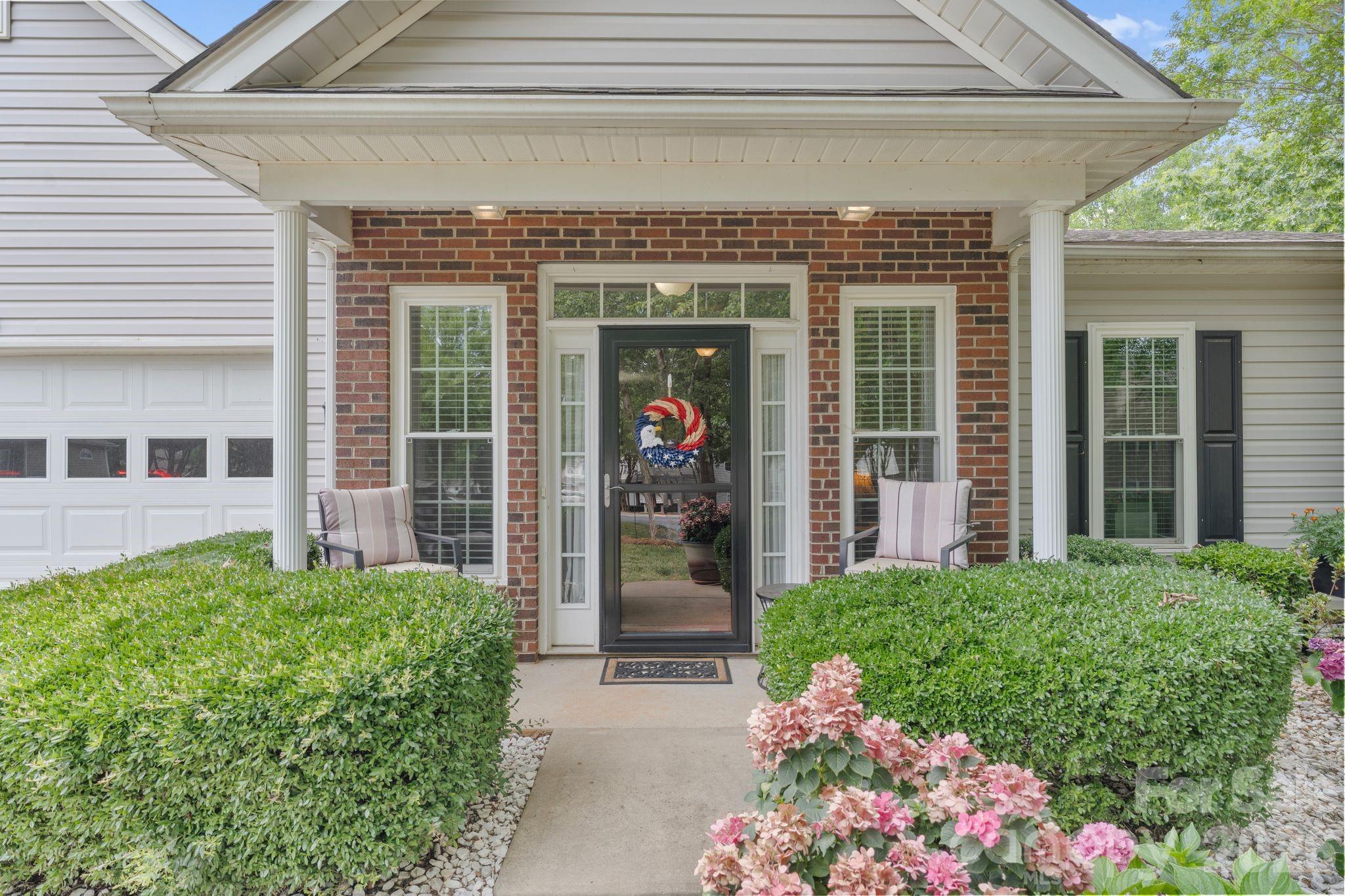 16627 Timber Crossing Road — Charlotte