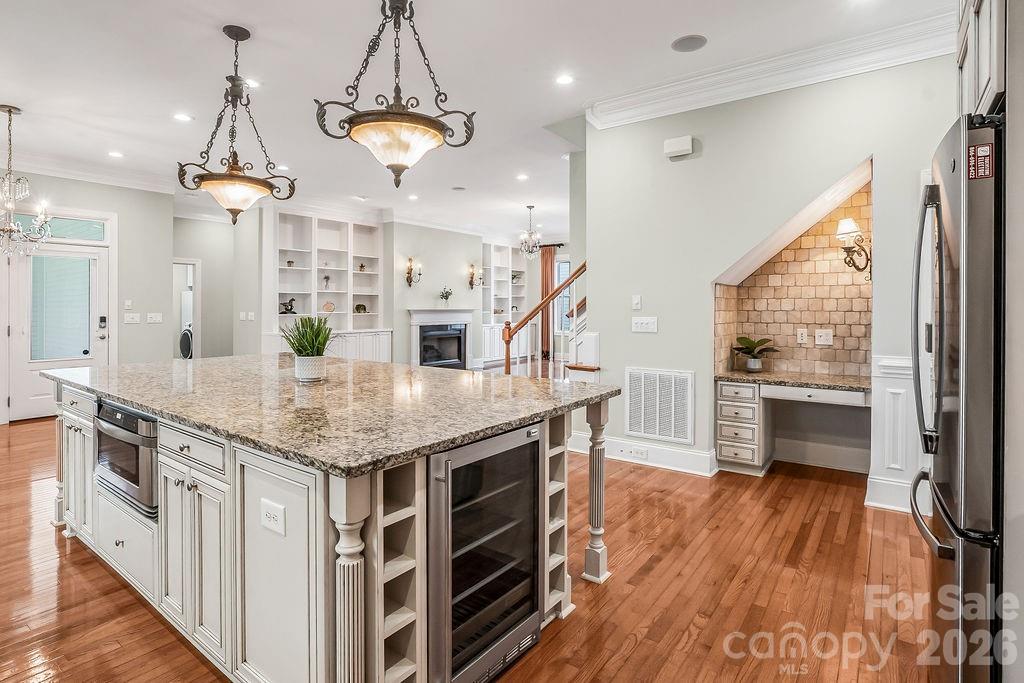10022 Triple Oak Road — Charlotte