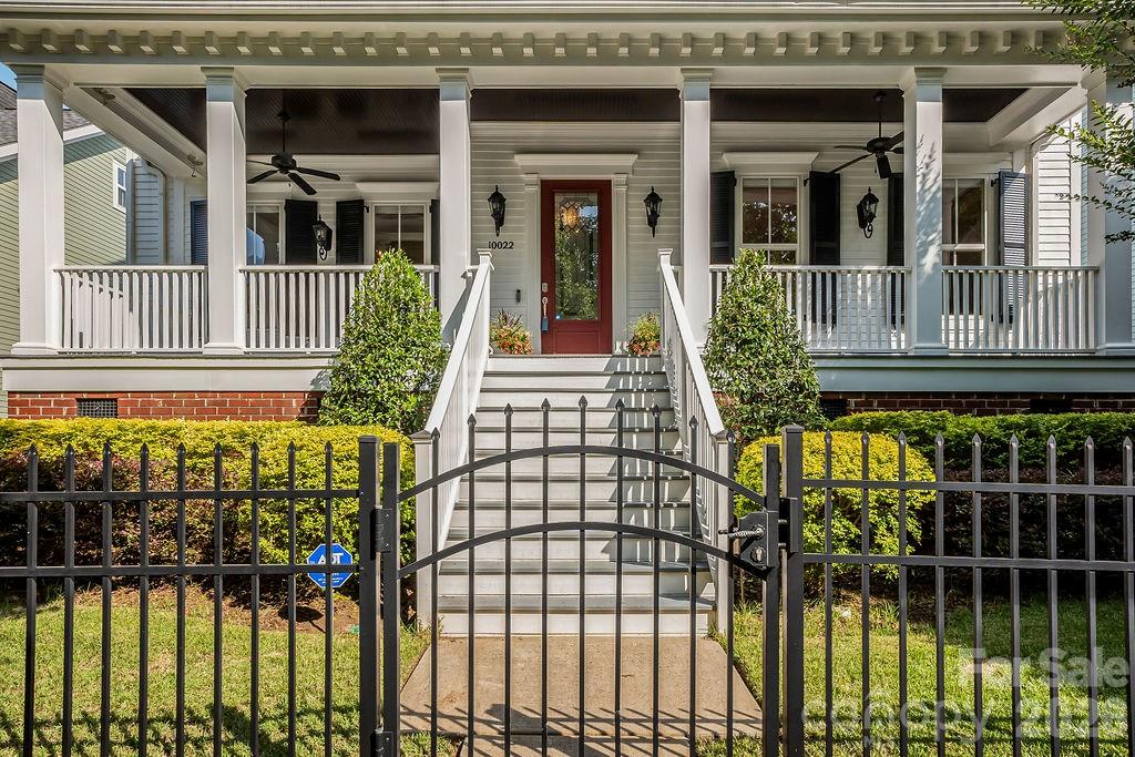 10022 Triple Oak Road — Charlotte