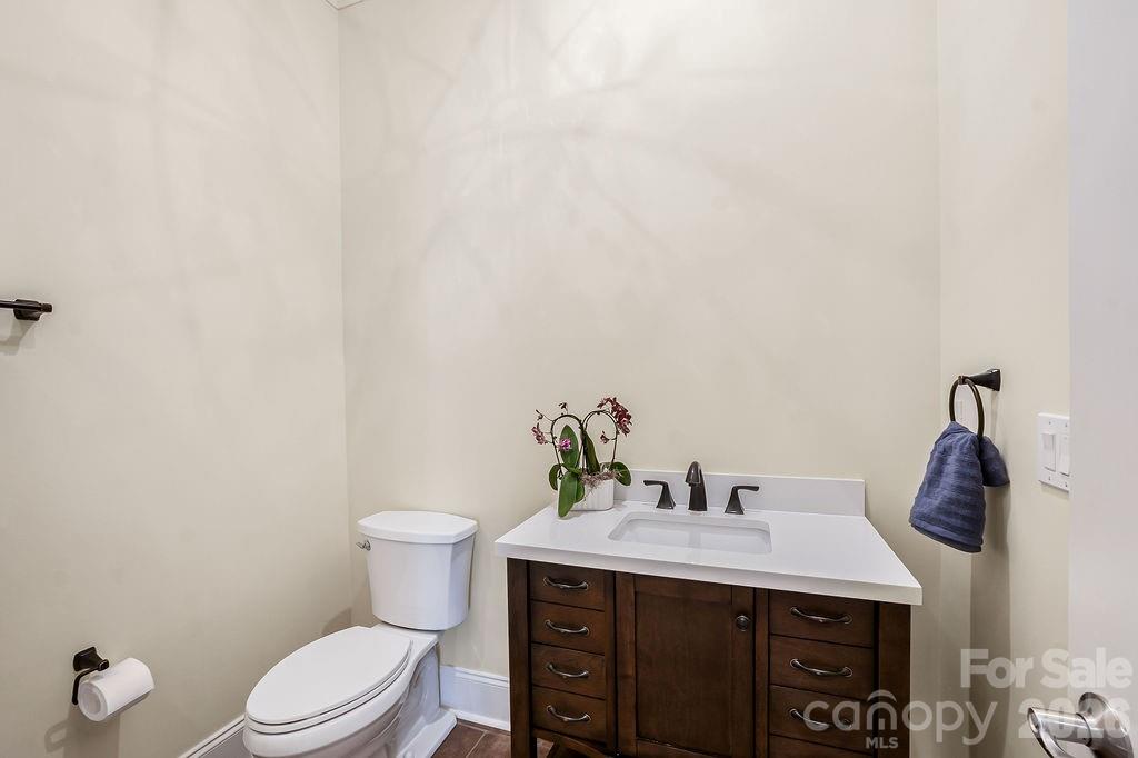 10022 Triple Oak Road — Charlotte