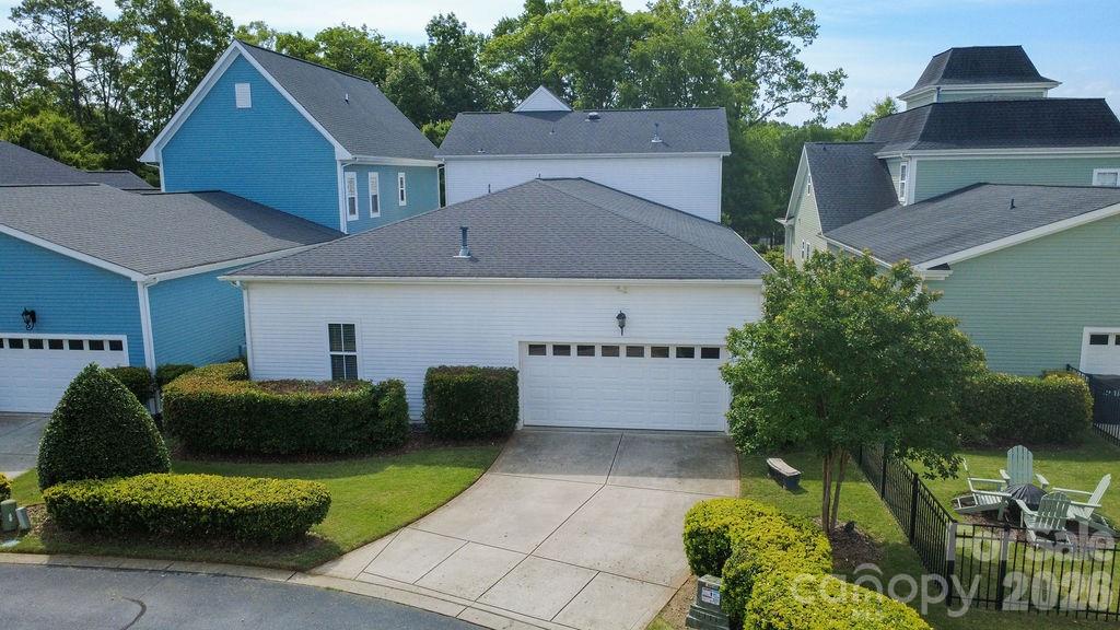 10022 Triple Oak Road — Charlotte