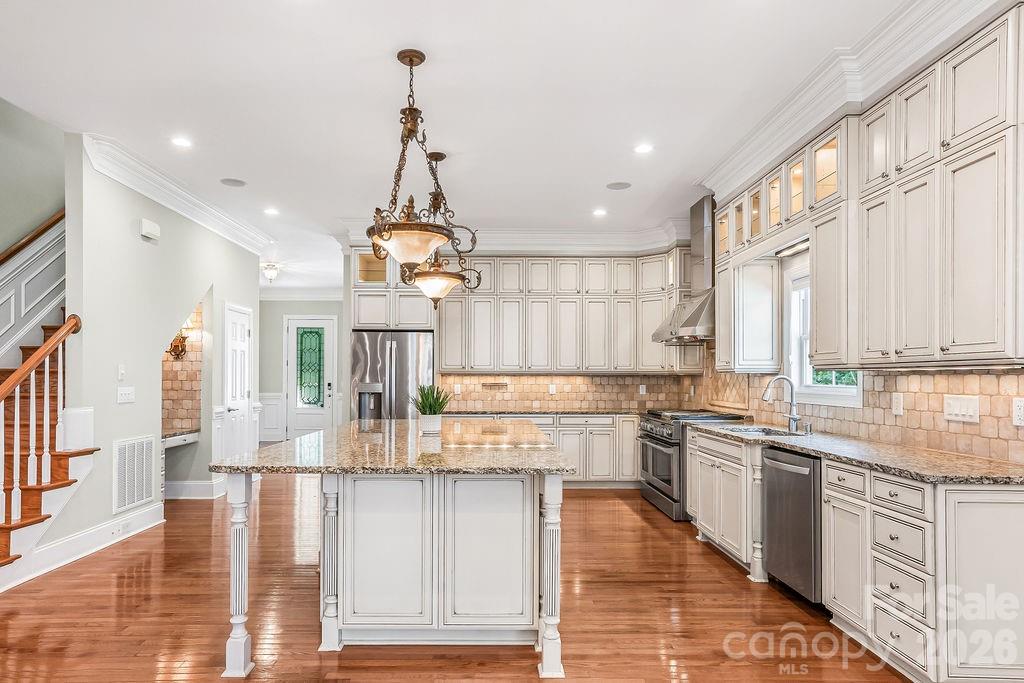 10022 Triple Oak Road — Charlotte