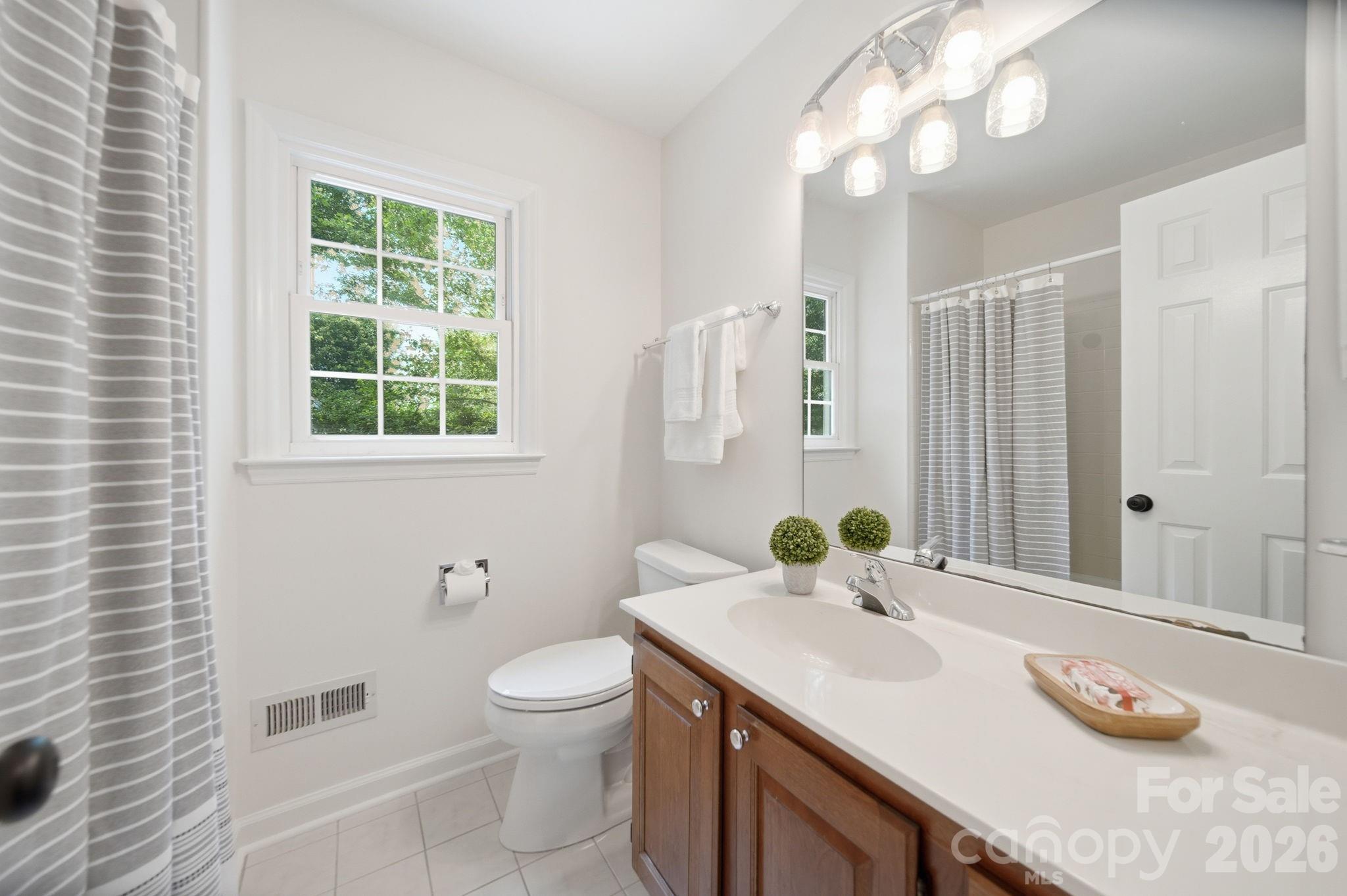 5600 Carmel Station Avenue — Charlotte