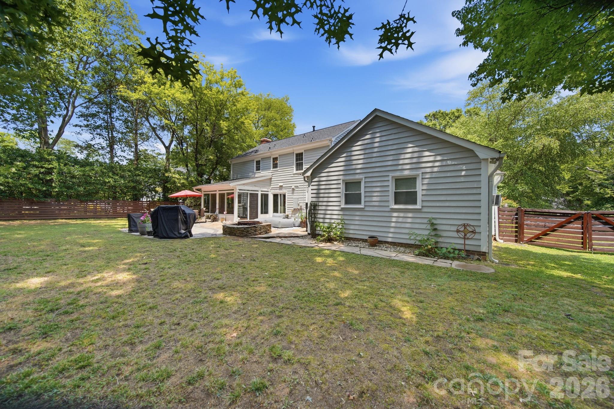 5600 Carmel Station Avenue — Charlotte