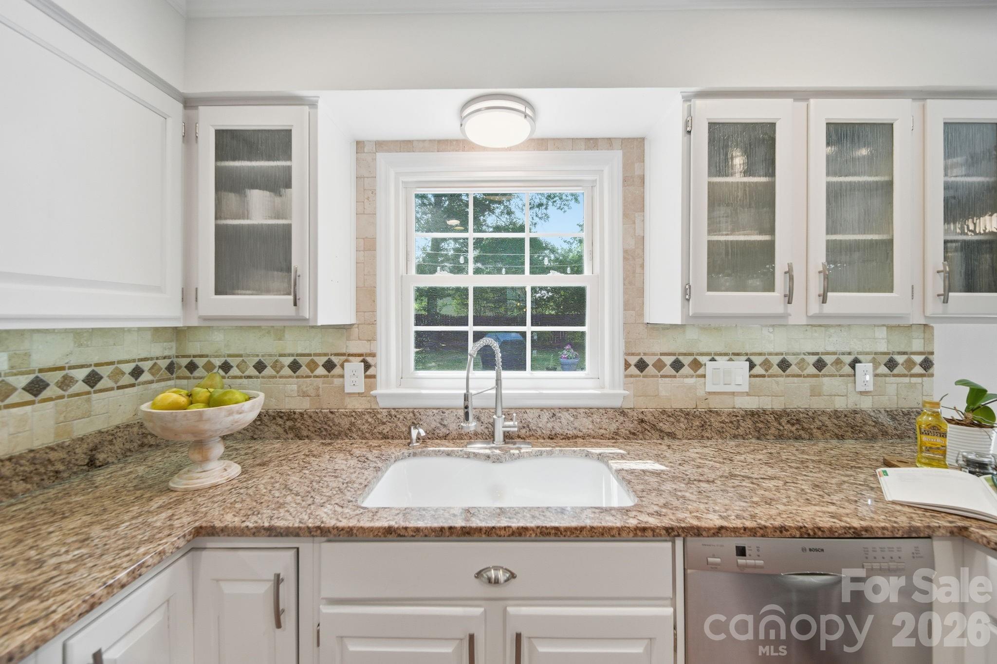 5600 Carmel Station Avenue — Charlotte