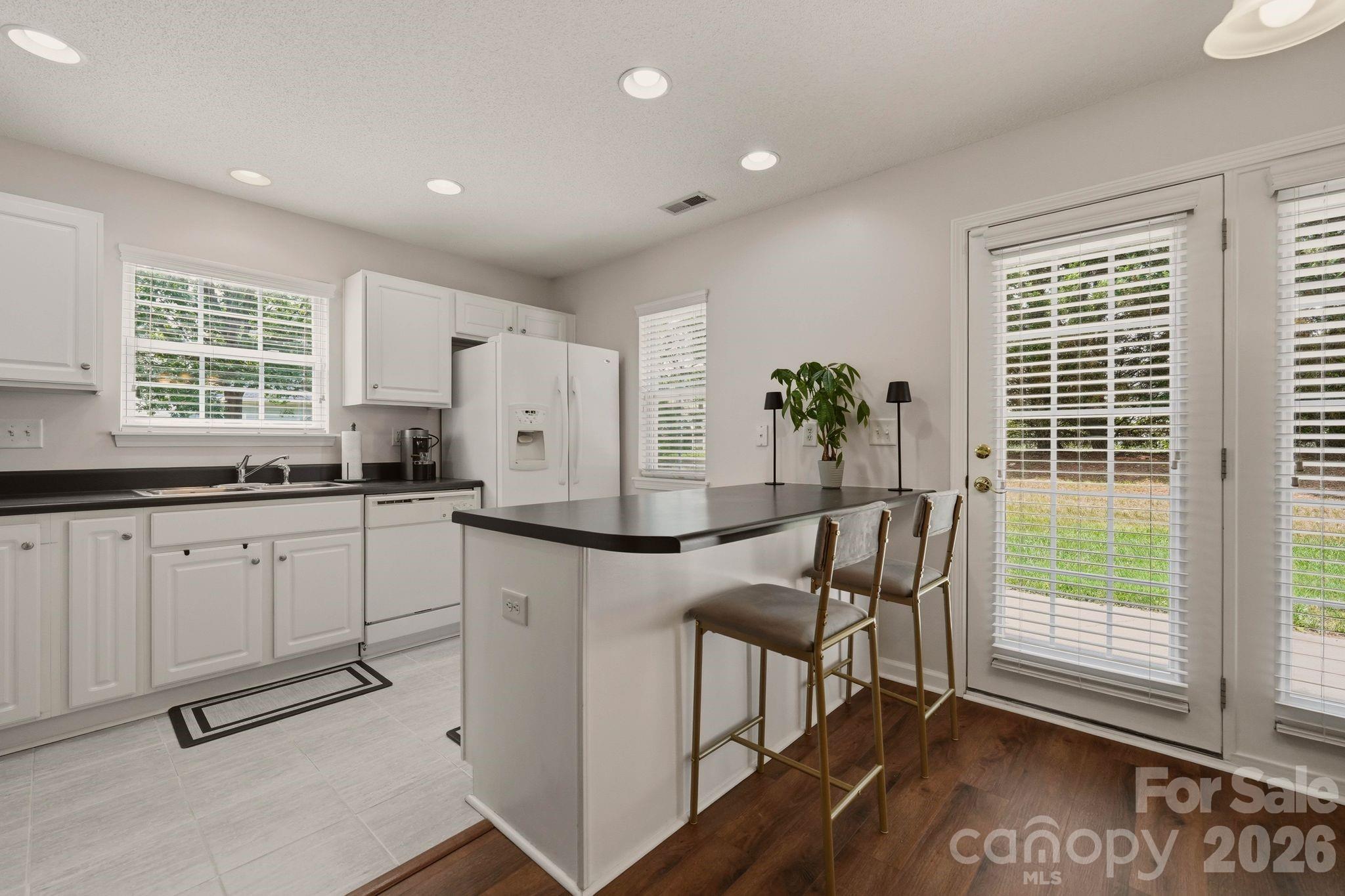 12446 Hennigan Place Lane — Charlotte