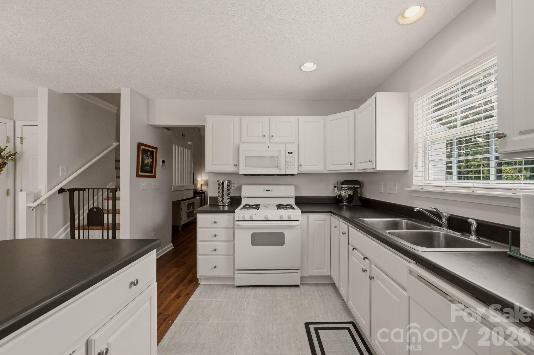 12446 Hennigan Place Lane — Charlotte