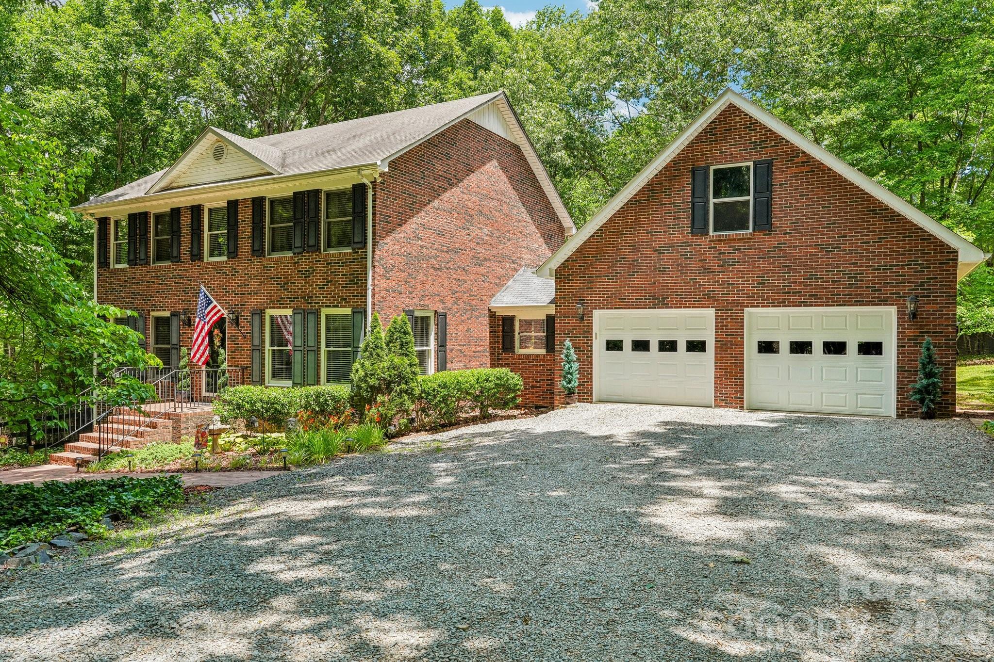 6366 Green Oak Drive — Stanfield