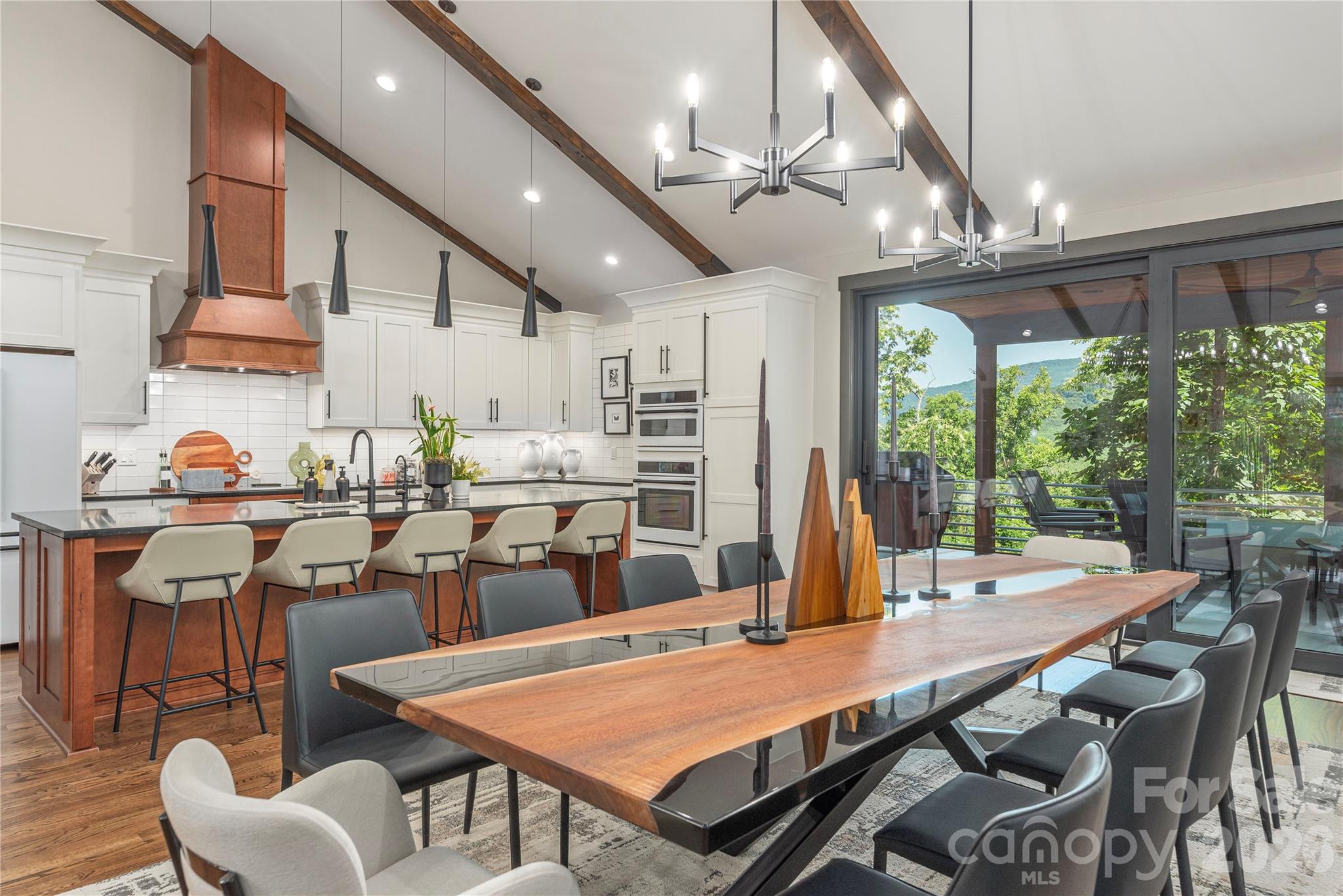28 & 30 Garren View Drive — Fairview