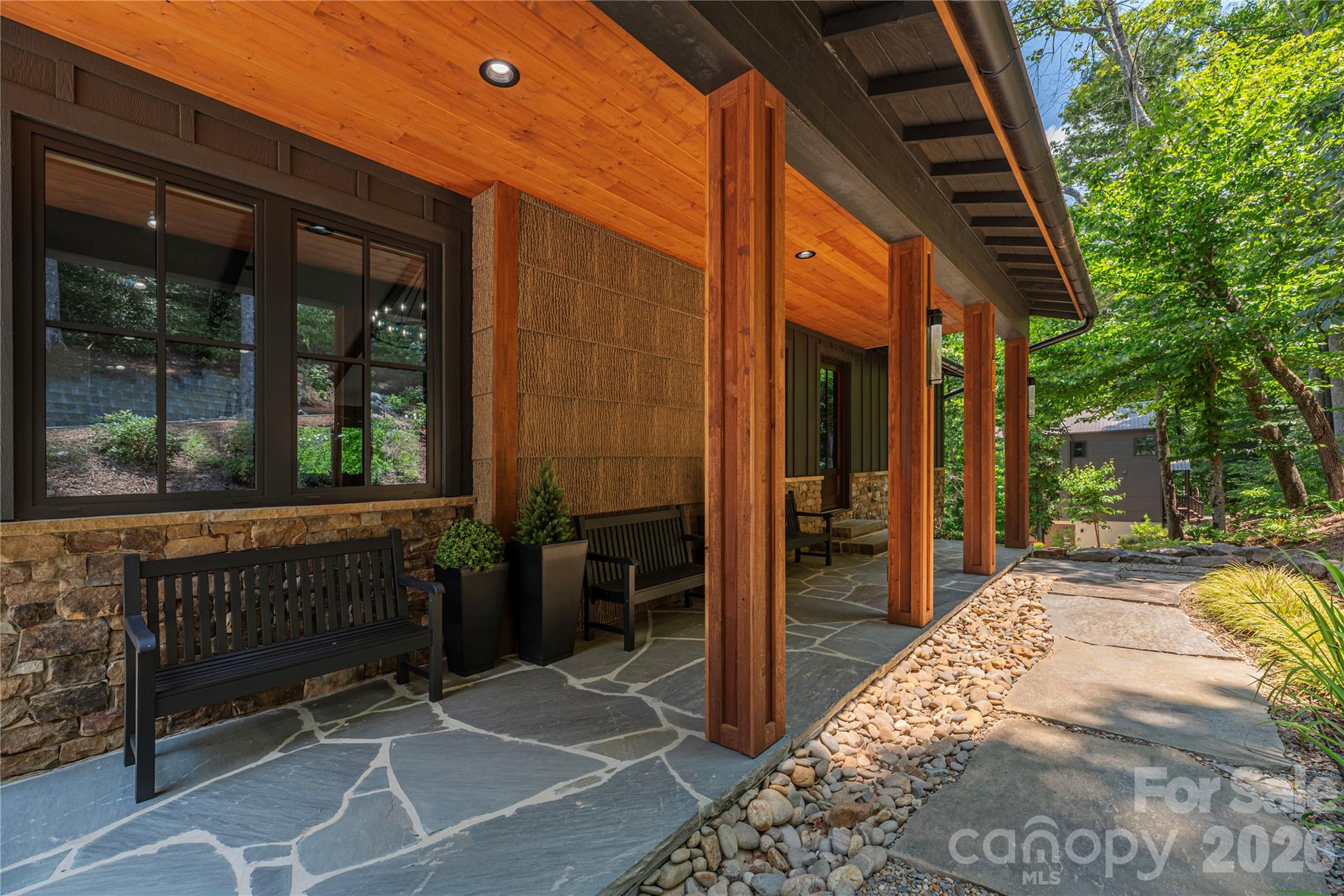 28 & 30 Garren View Drive — Fairview