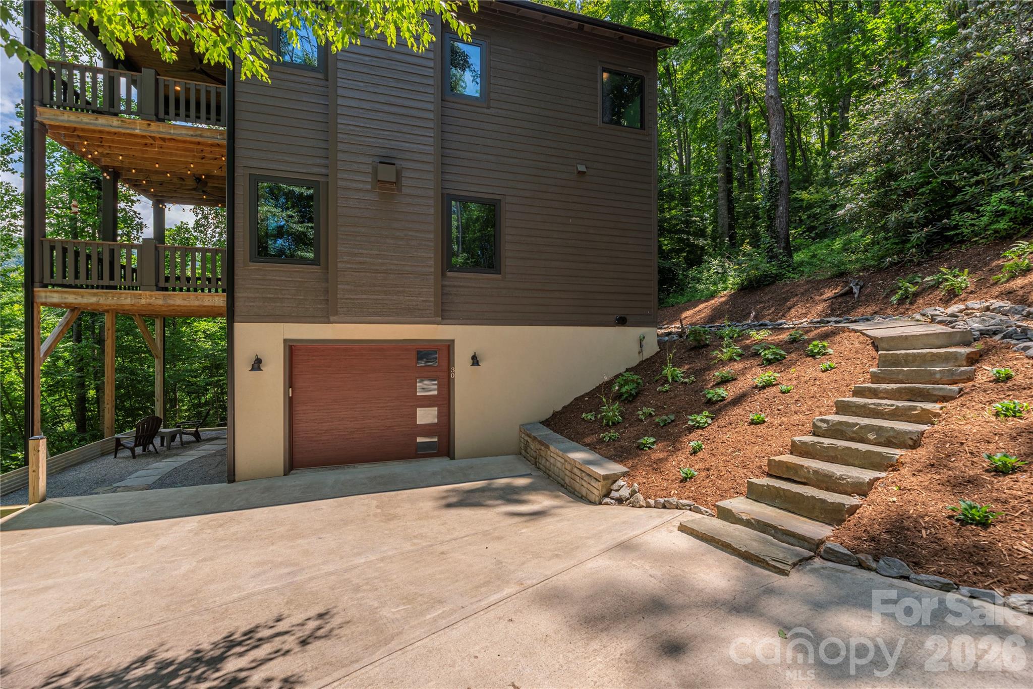 28 & 30 Garren View Drive — Fairview
