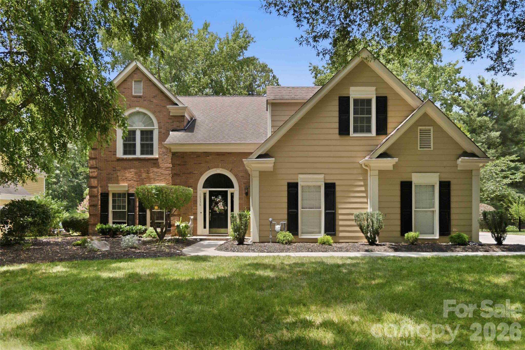 10536 Providence Arbours Drive — Charlotte
