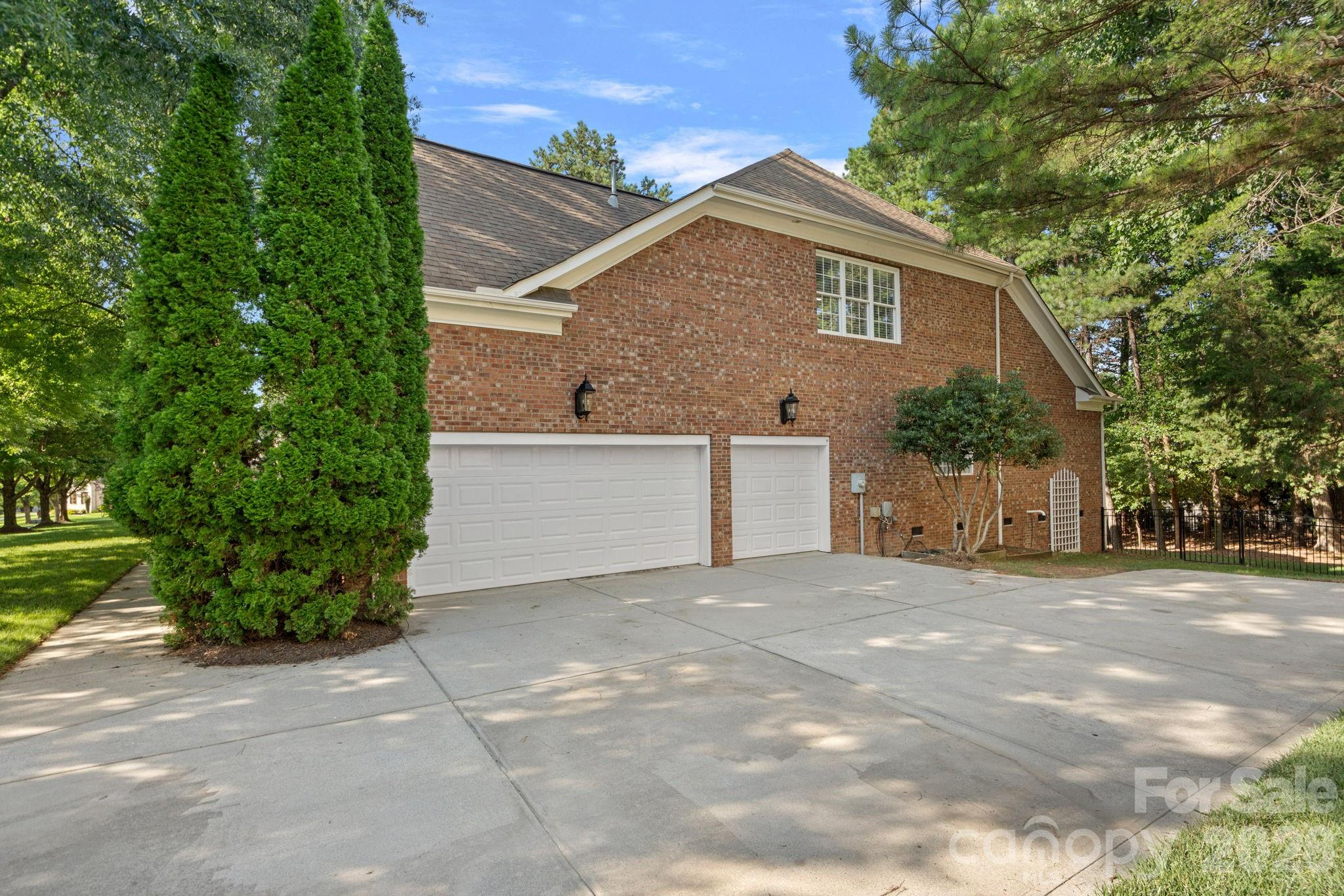 710 Fairway Point Drive — Tega Cay