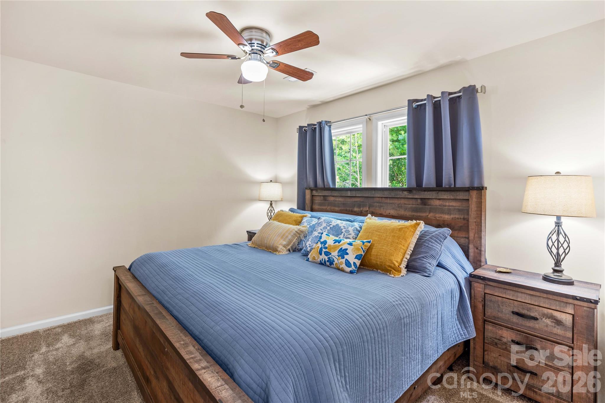 122 S Yadkin River Road — Statesville